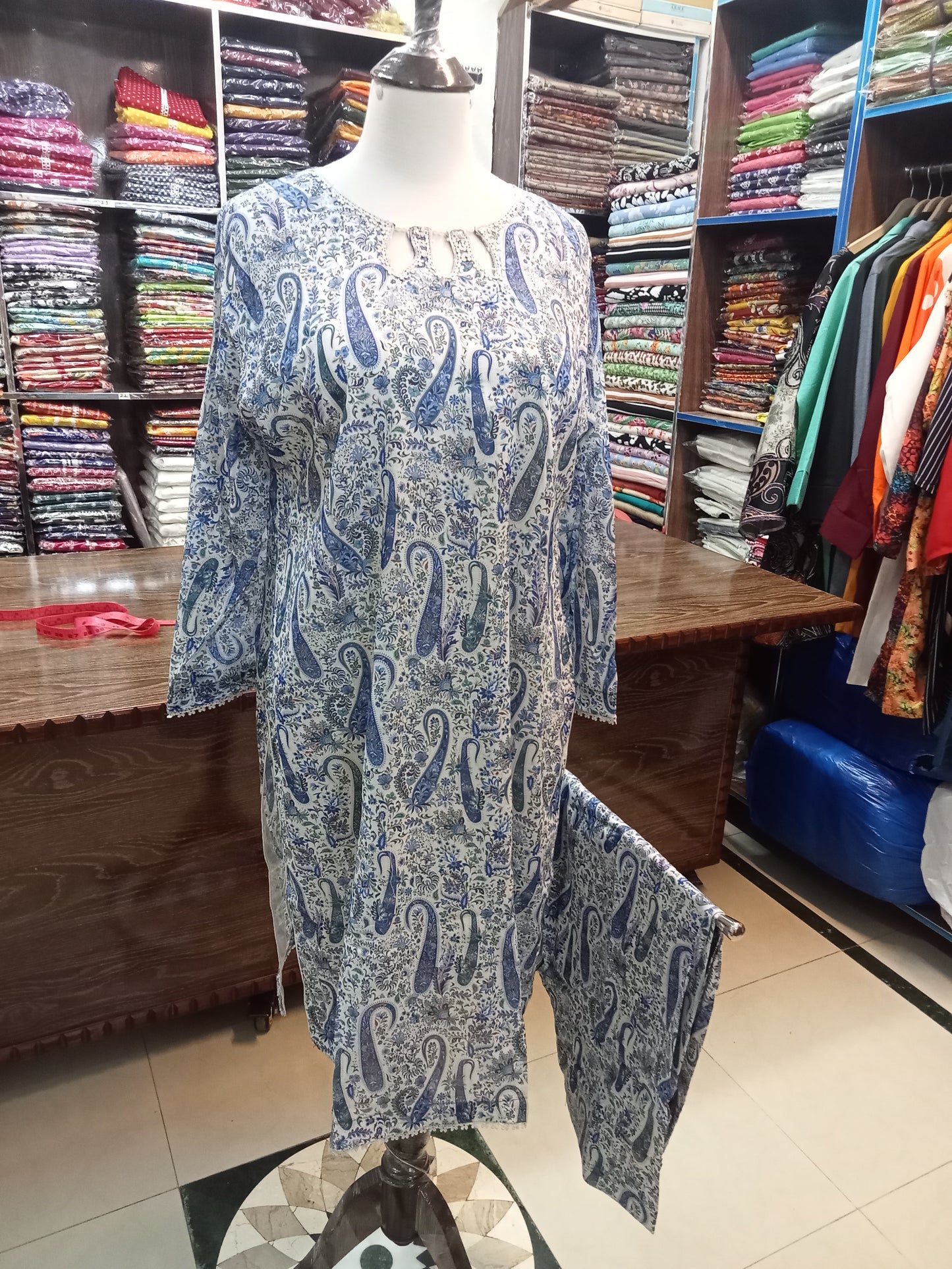 Pure lawn -stiched-co-ord-set - AMBREEN CLOTHING