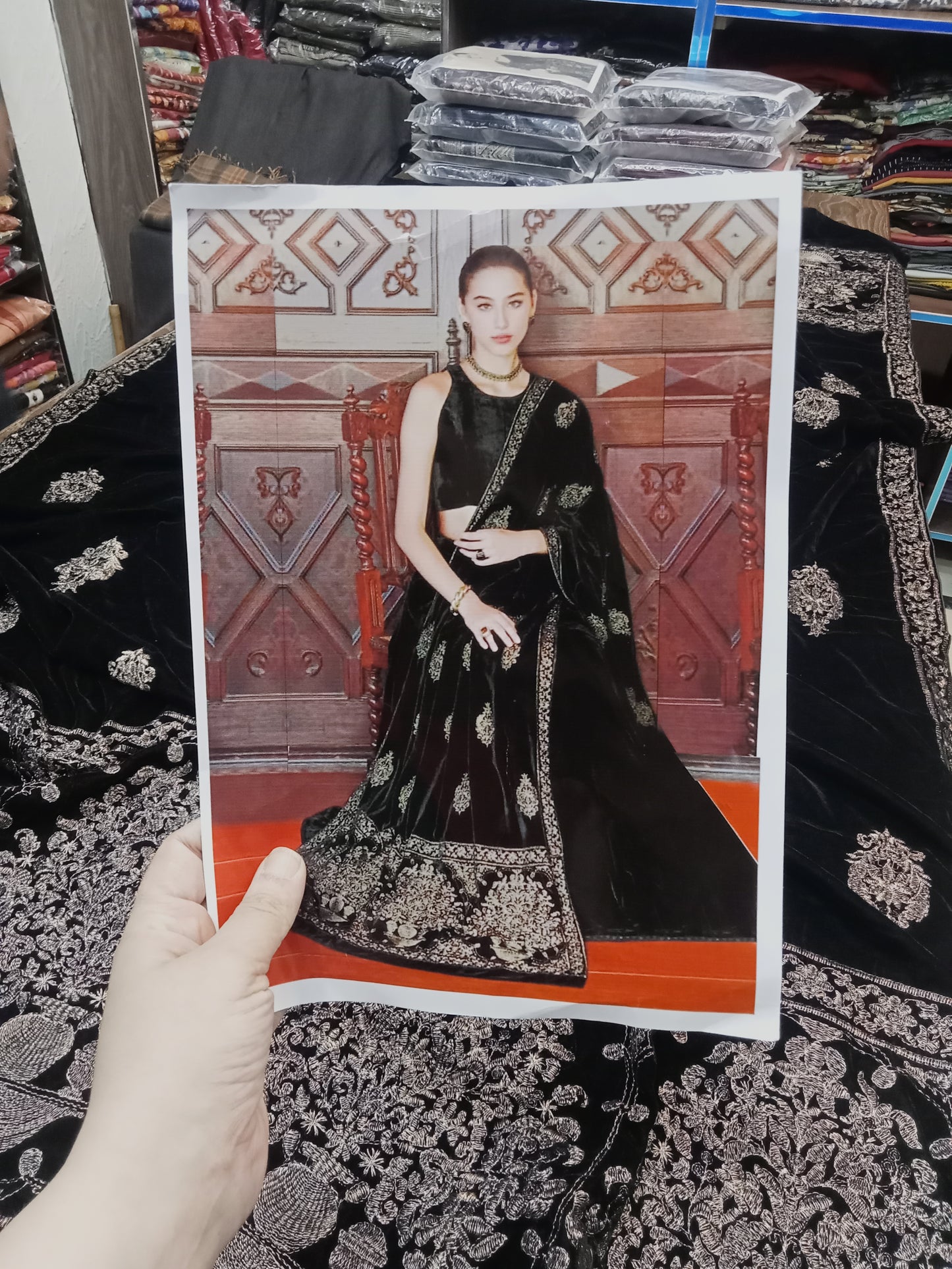 Breeze velvet embroidered shawls - AMBREEN CLOTHING