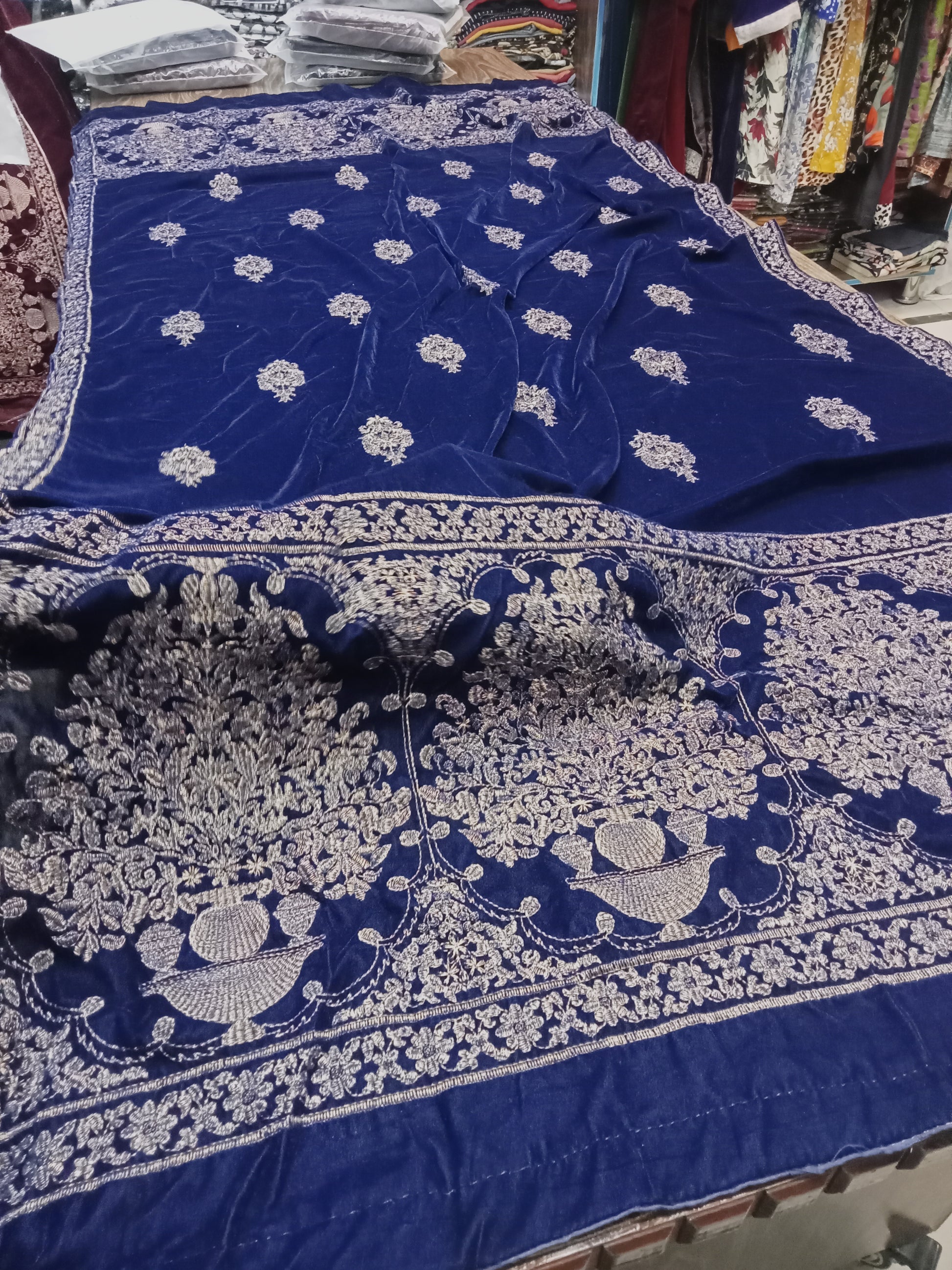 Breeze velvet embroidered shawls - AMBREEN CLOTHING