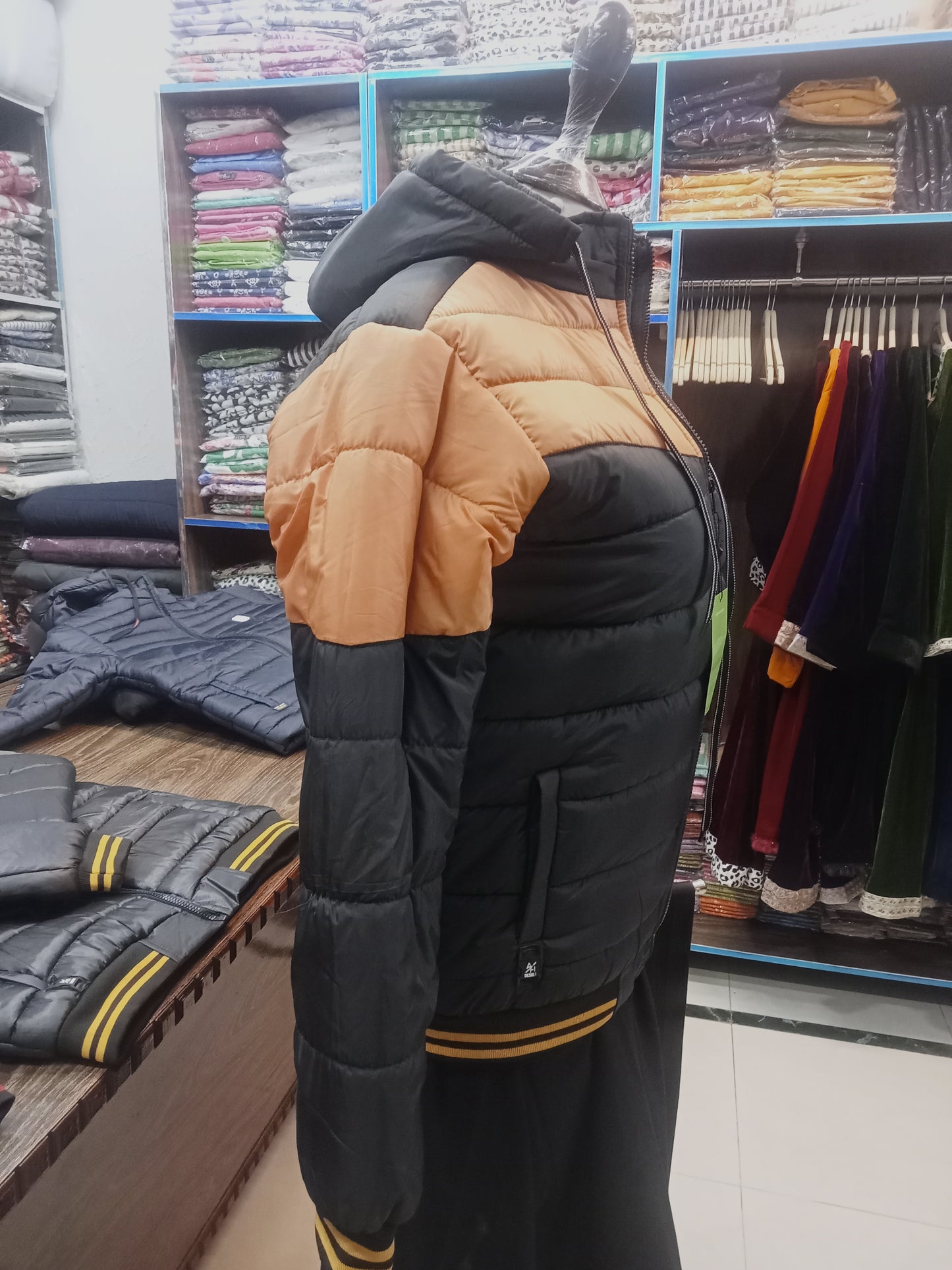 puffer jacket hoodie full sleeves