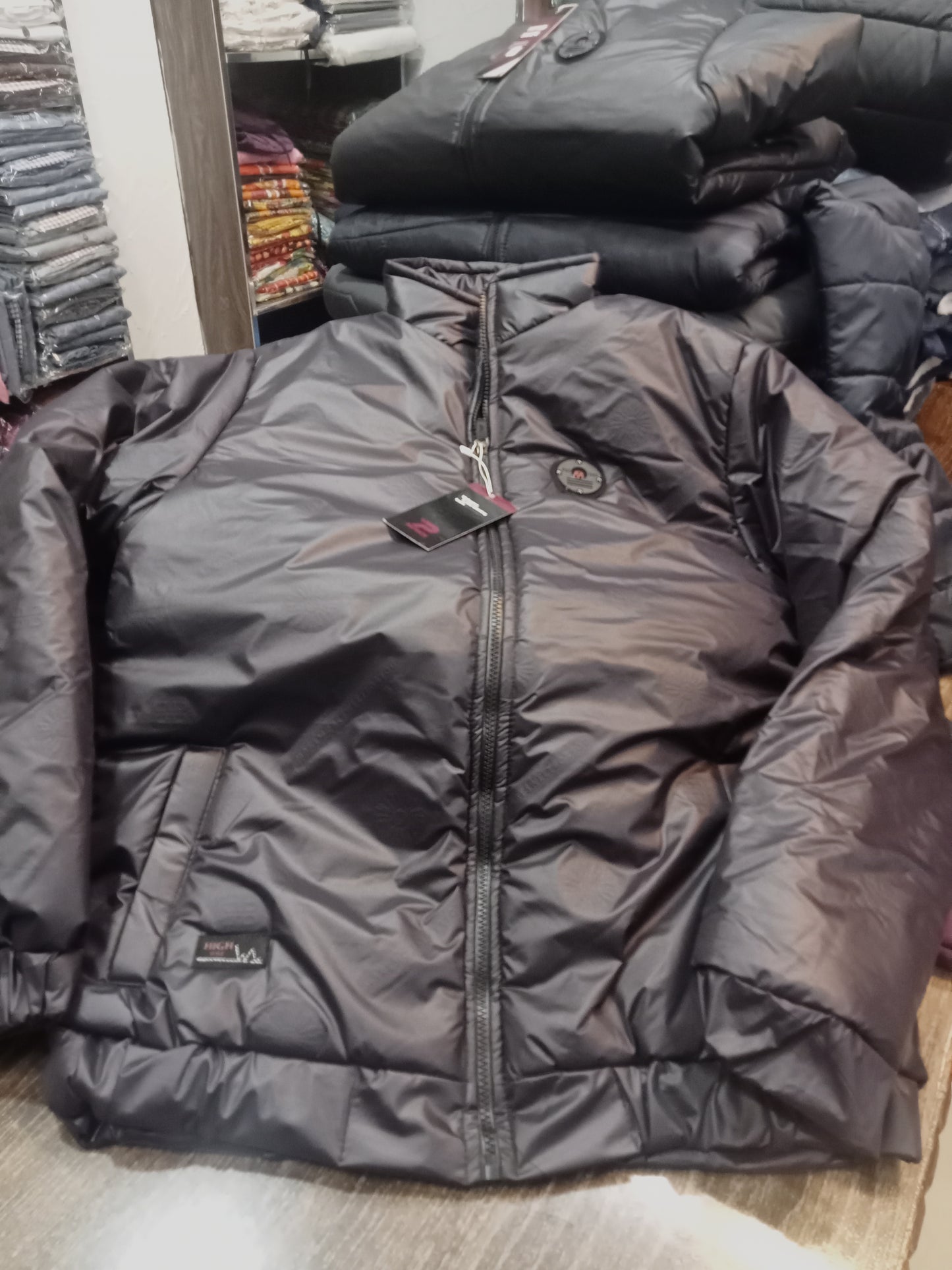 puffer jacket hoodie full sleeves