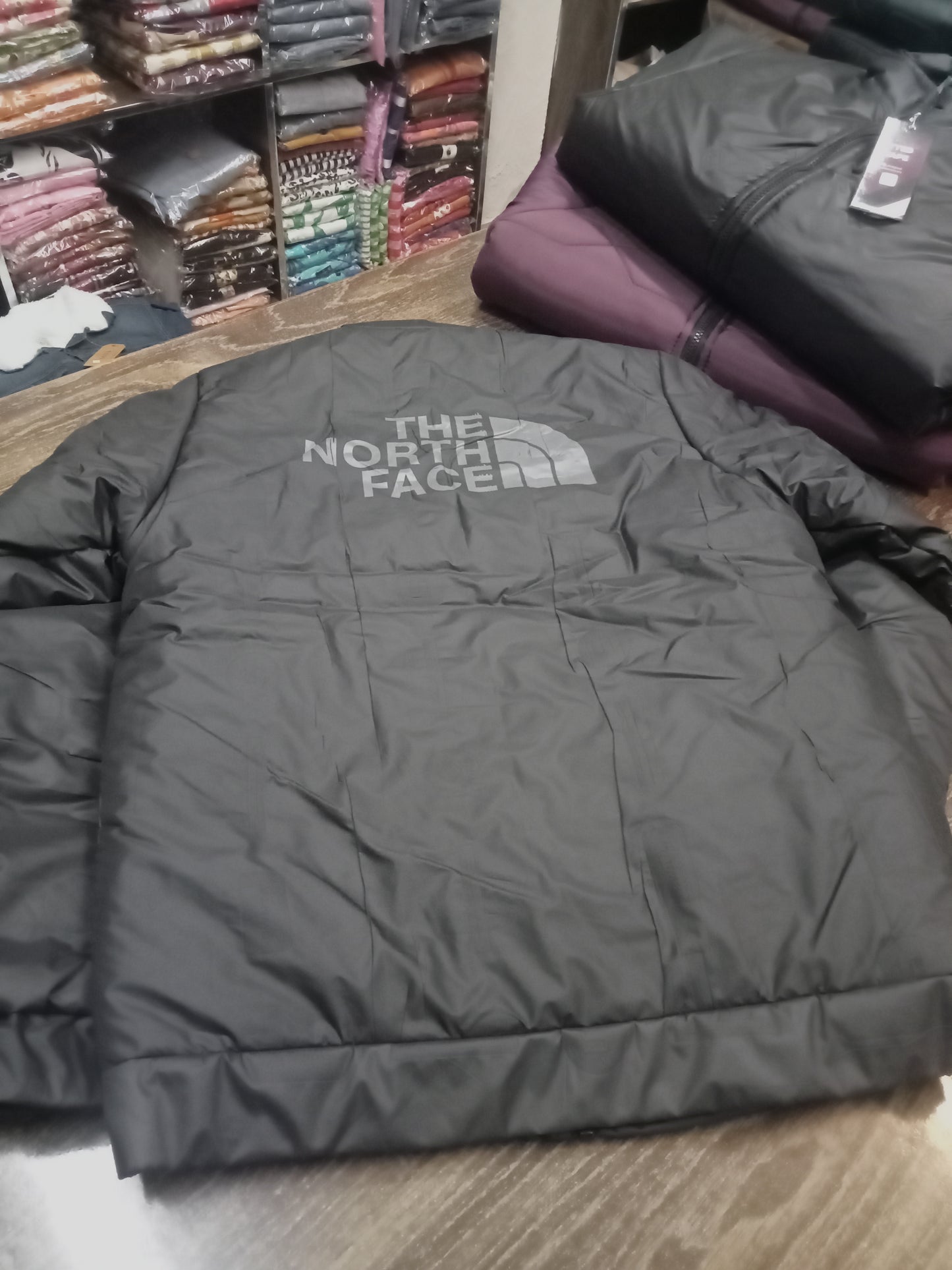 puffer jacket hoodie full sleeves