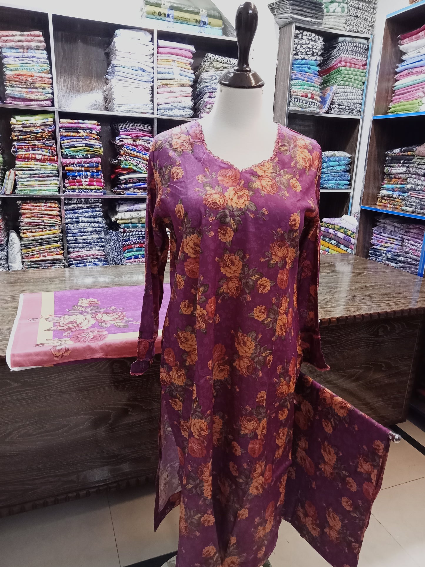 Baroque lawn stitched 3 PC