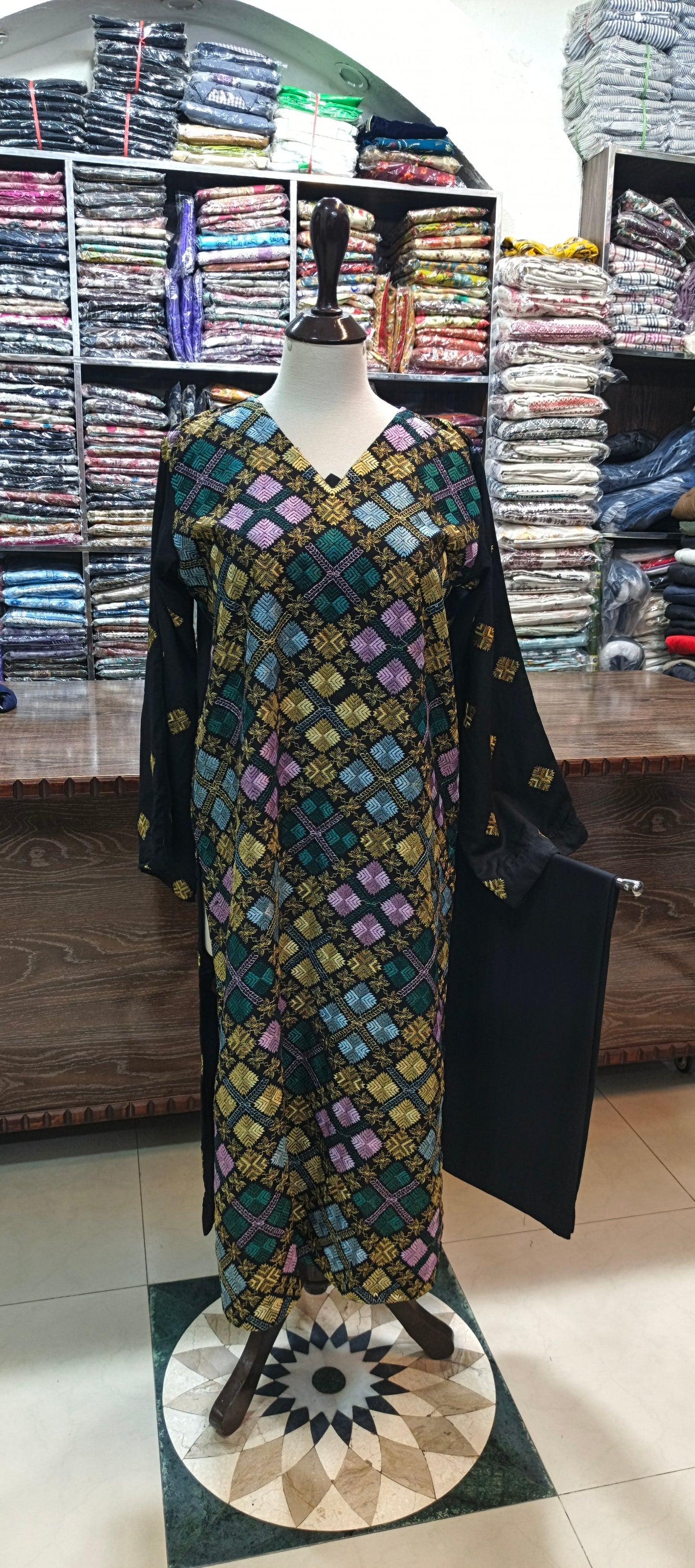 Midsummer karandi embroidered stiched 2 pc blkSq