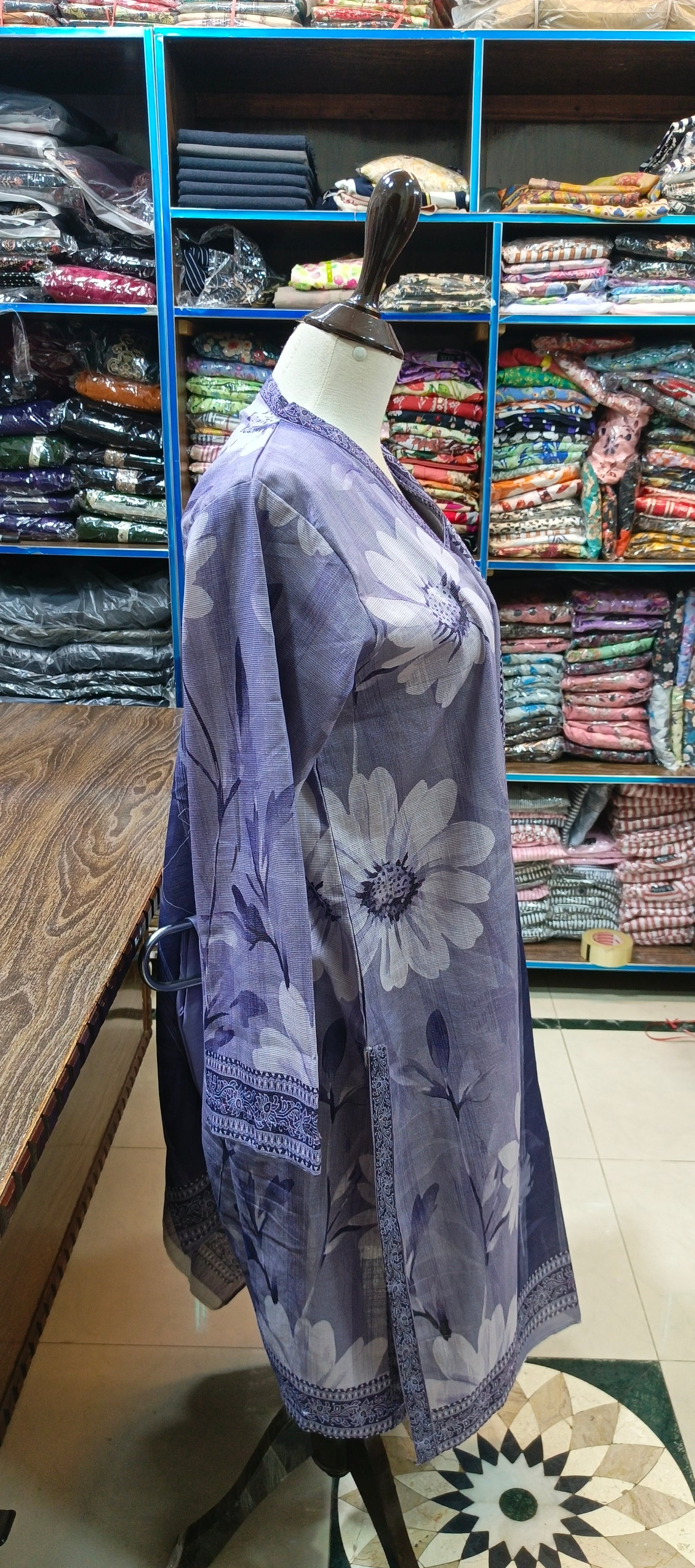 HZ KARANDI KHADDAR STICHED SHALWAR KAMEEZ 3 PC