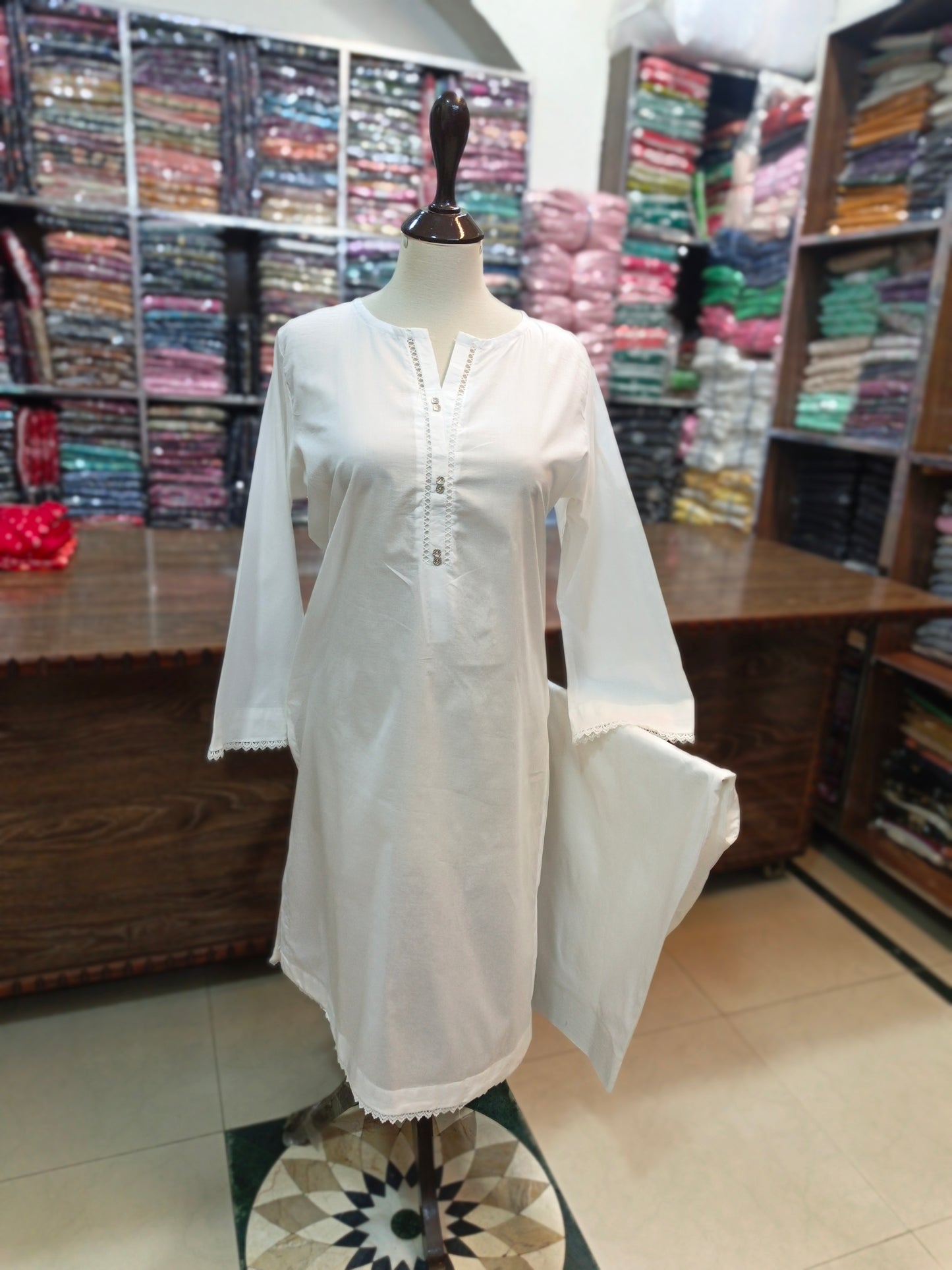 Solid pure lawn stiched shirt and farshi trouser 2 pc white