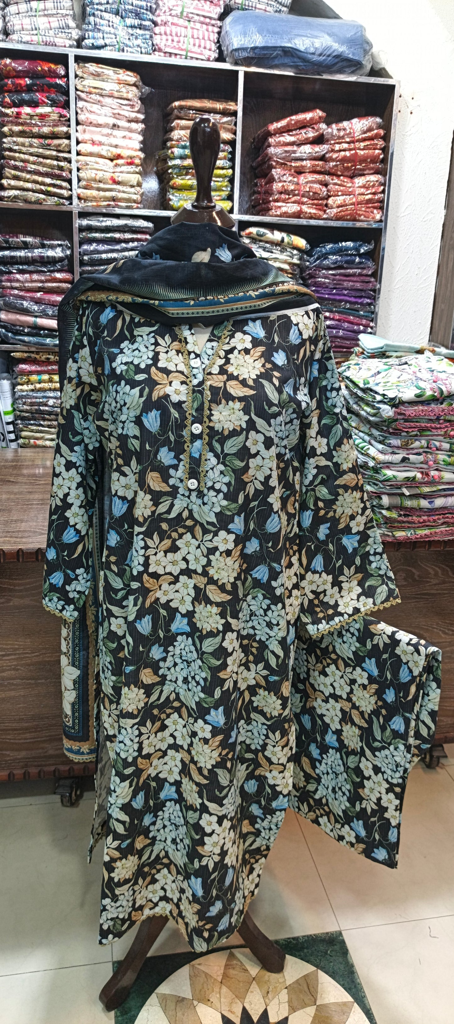 Bin saeed khaddar stiched shirt trouser 3 pc