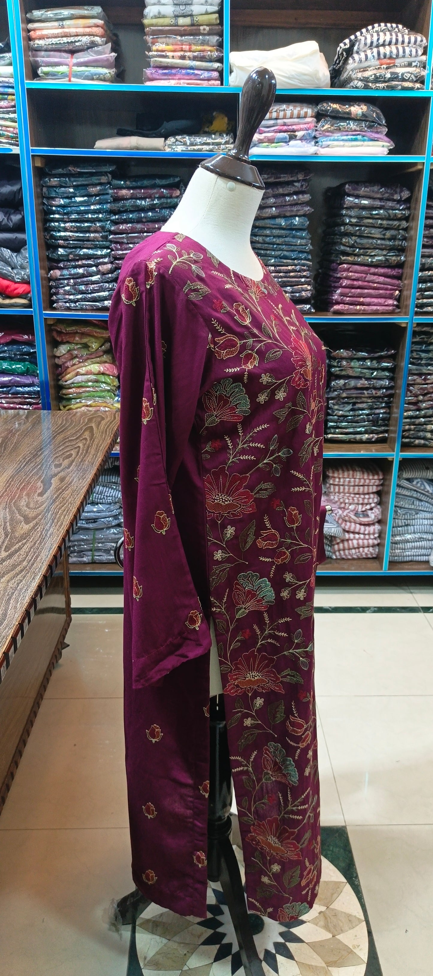 Karandi mid summer embroidered stiched 2 pc mrnR