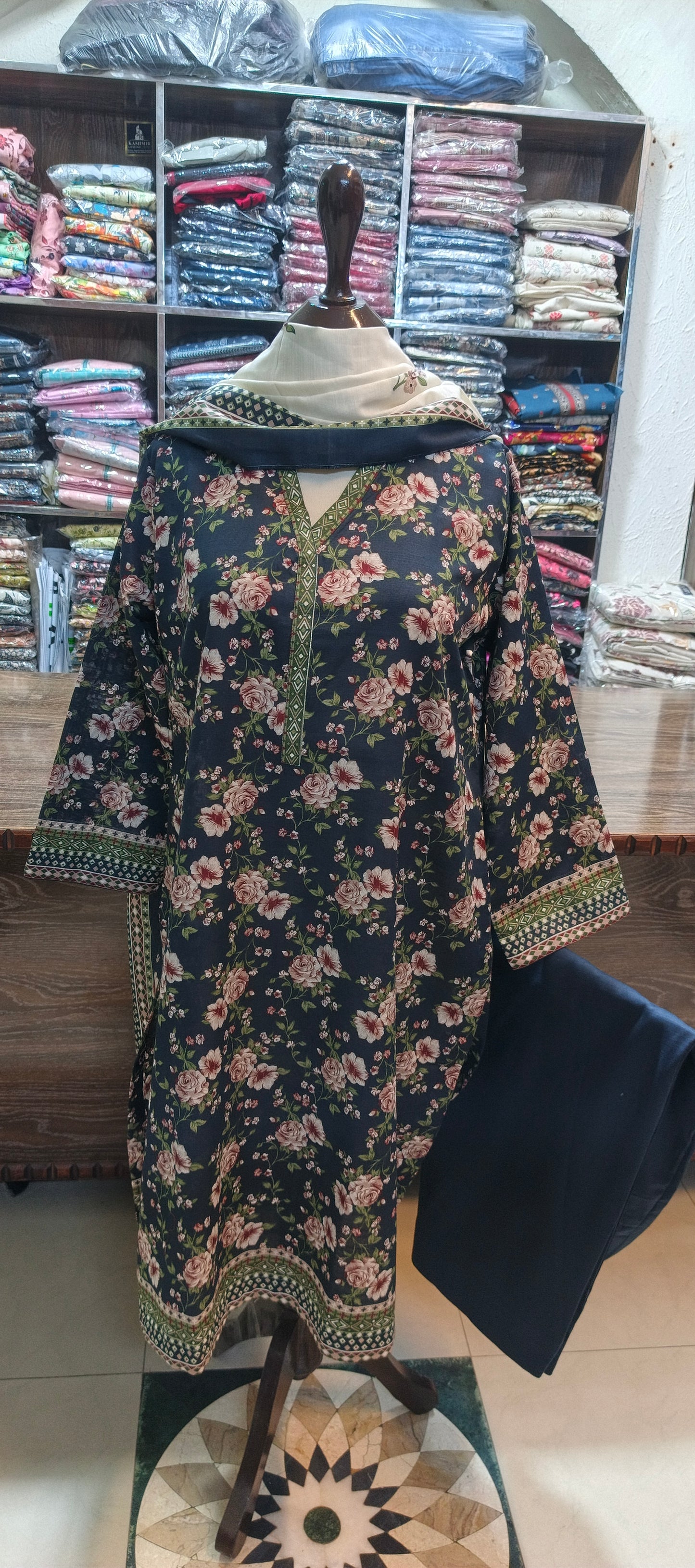 Bin saeed khaddar shalwar kameez 3 pc