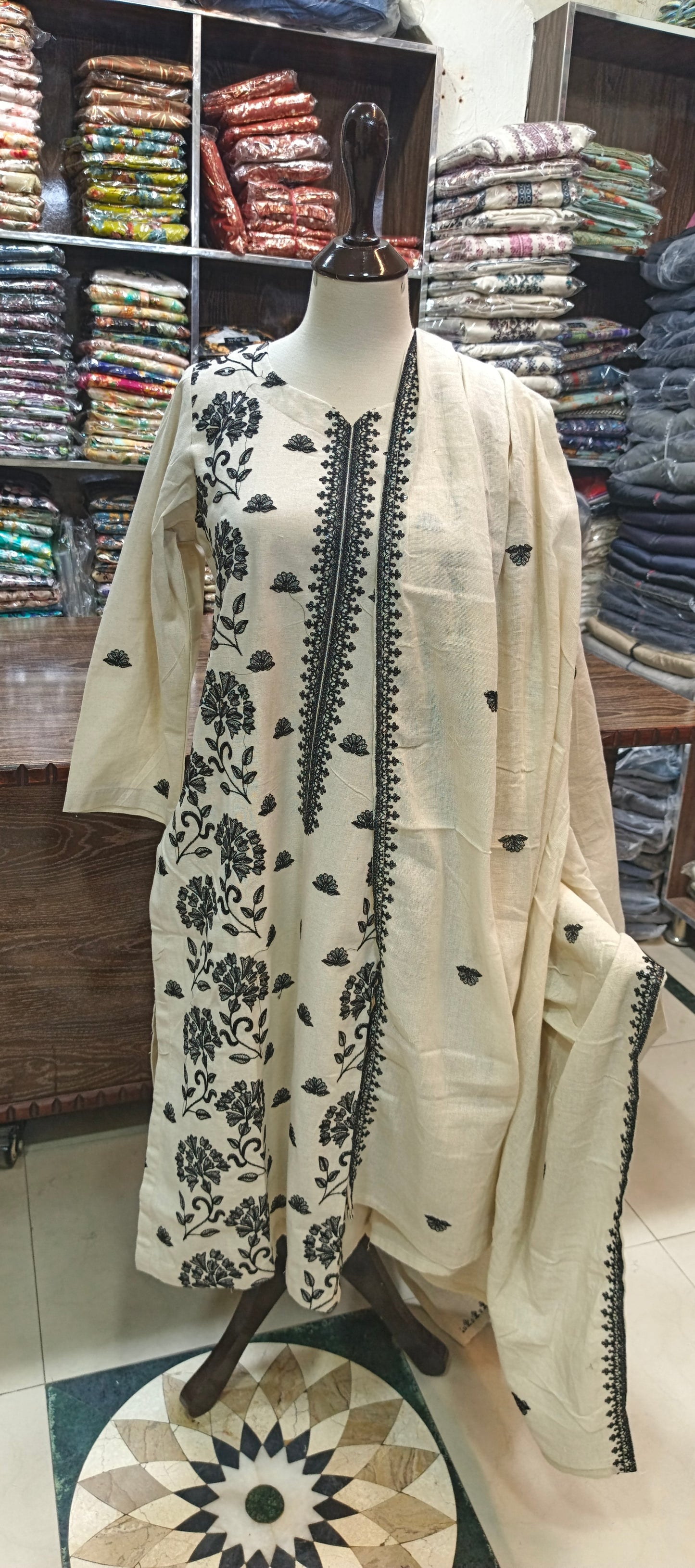 Karandi khaddar embroidered stiched 3 pc