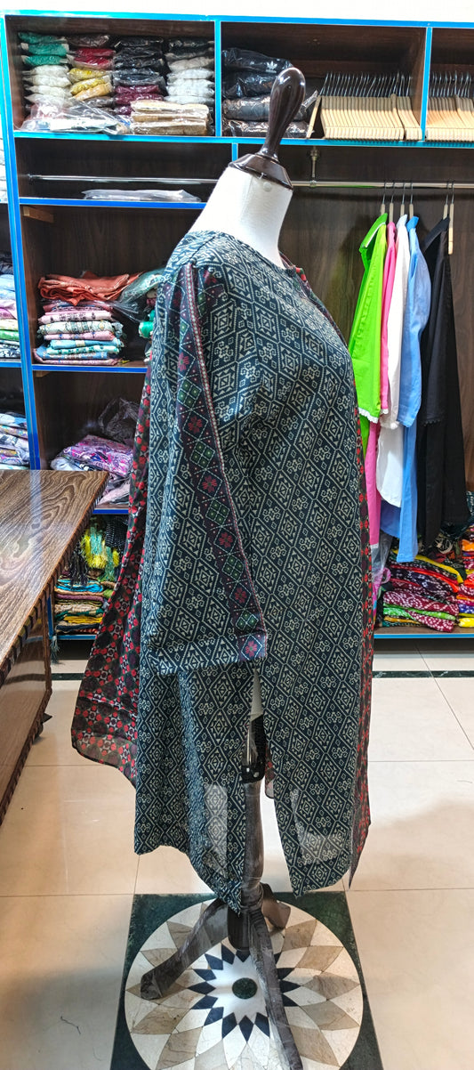 Bin saeed  farshi shalwar kameez pure lawn three pc