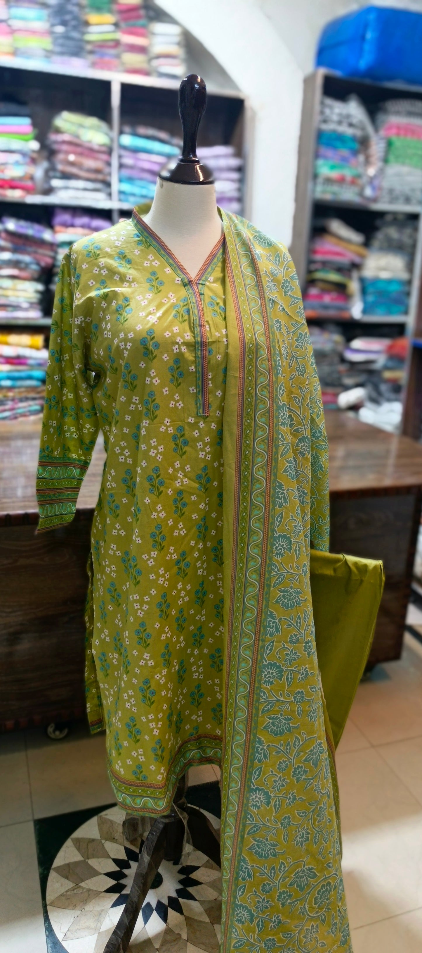 Safina premium lawn farshi shalwar 3 pc