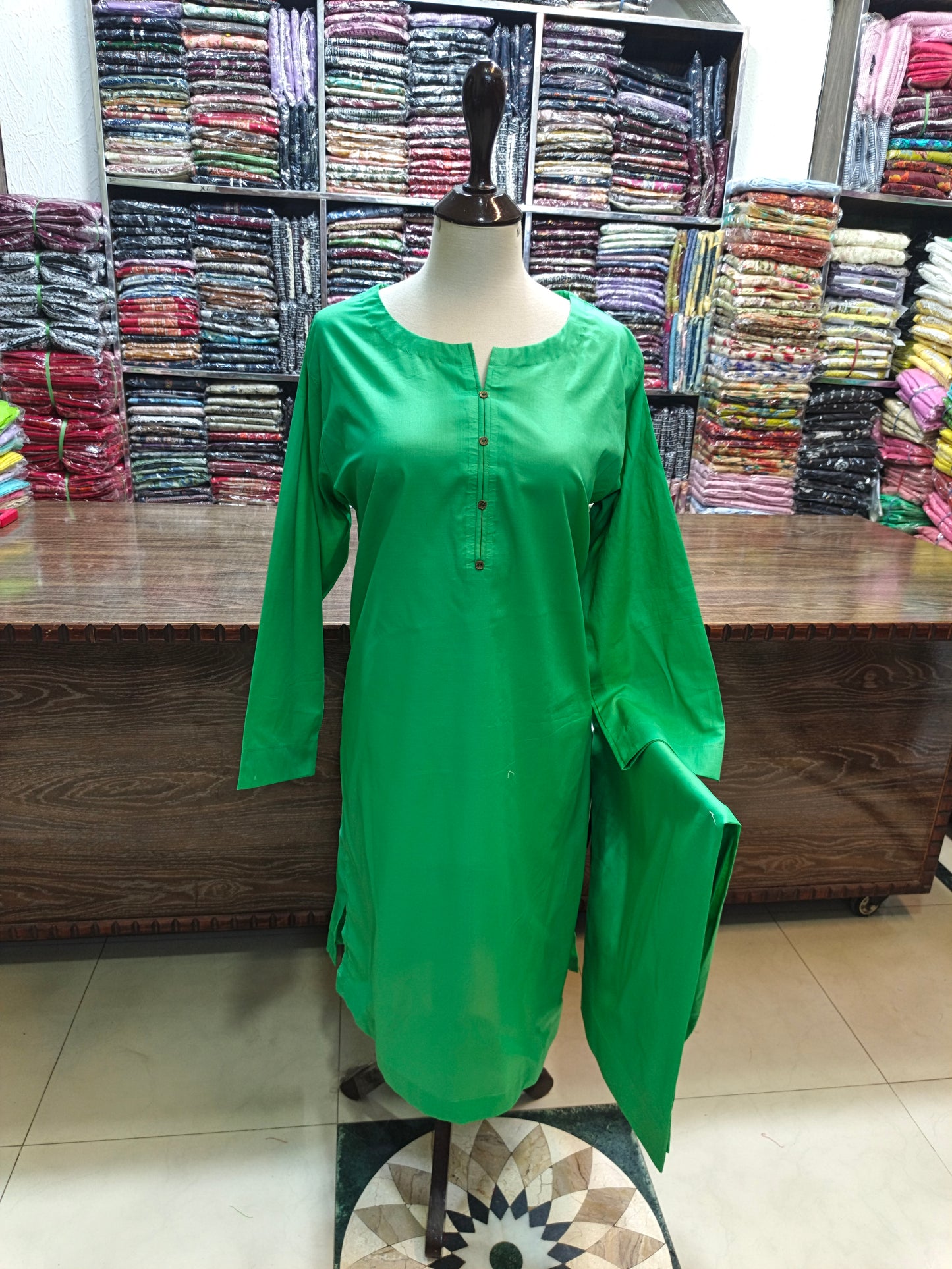 Solid pure lawn stiched shalwar kameez 2 pc lightgrn