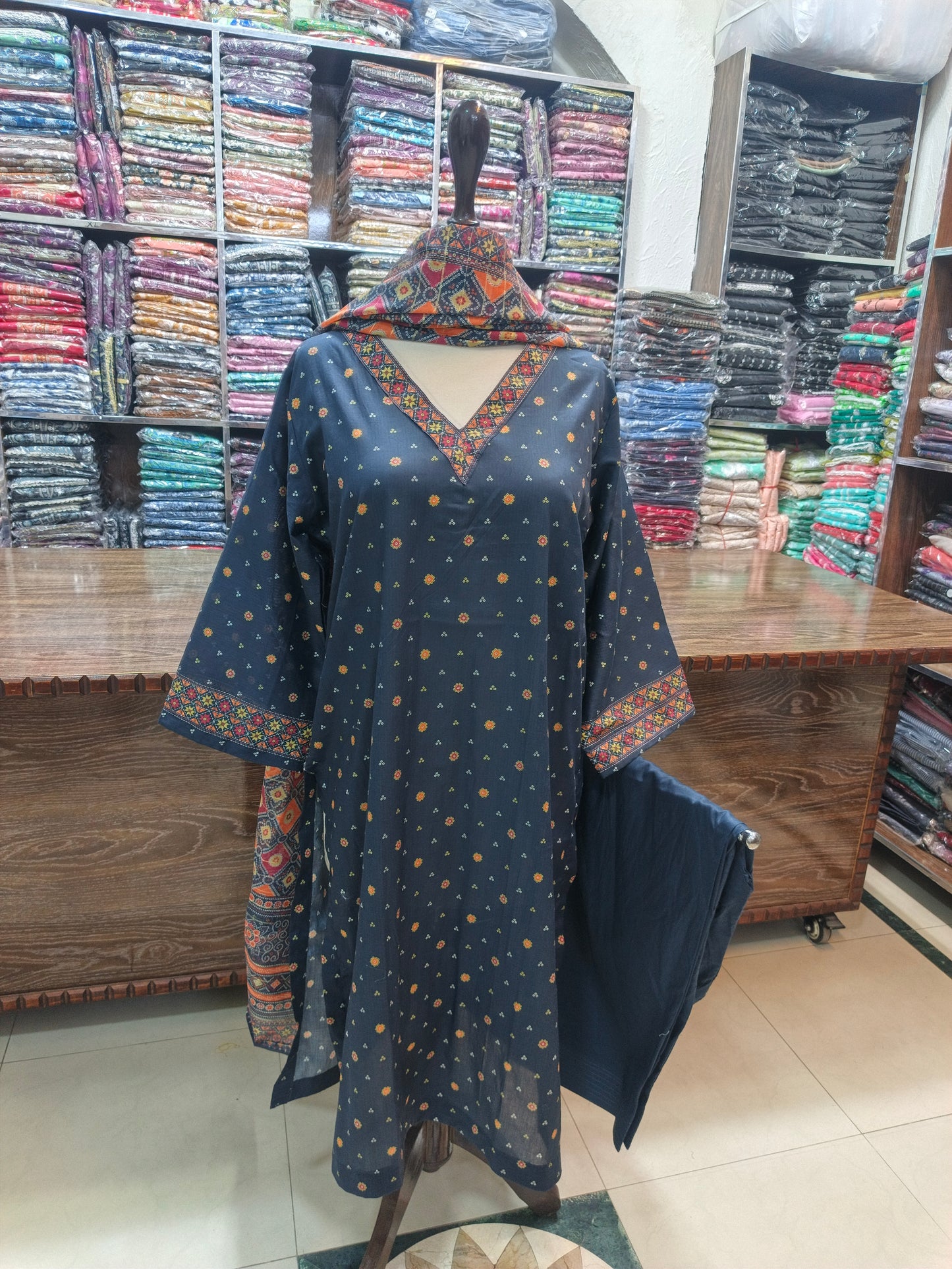 Binsaeed premium lawn stiched shalwar kameez 3pc nvyorng