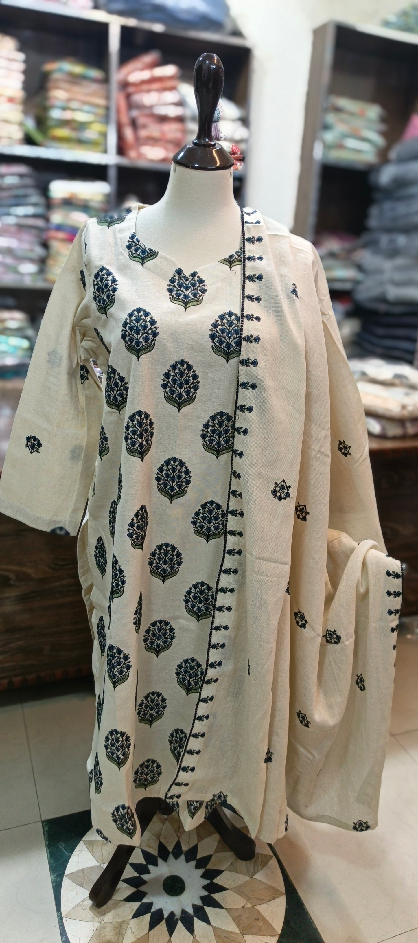 Karandi khaddar embroidered stiched 3 pc