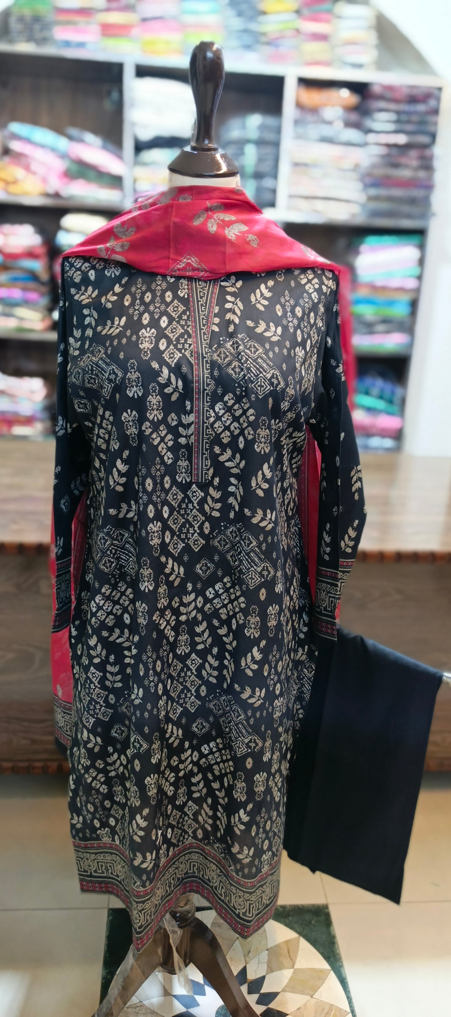 Co ord set 3 pc pure lawn