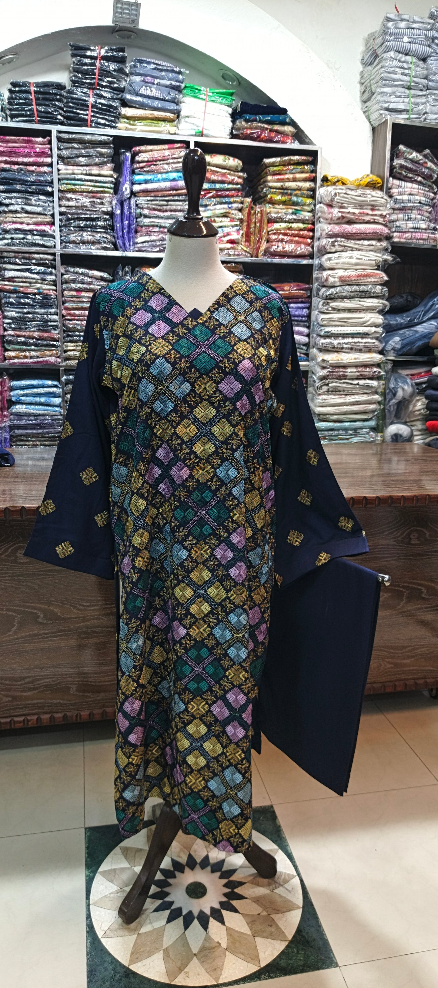 Midsummer karandi embroidered stiched 2 pc