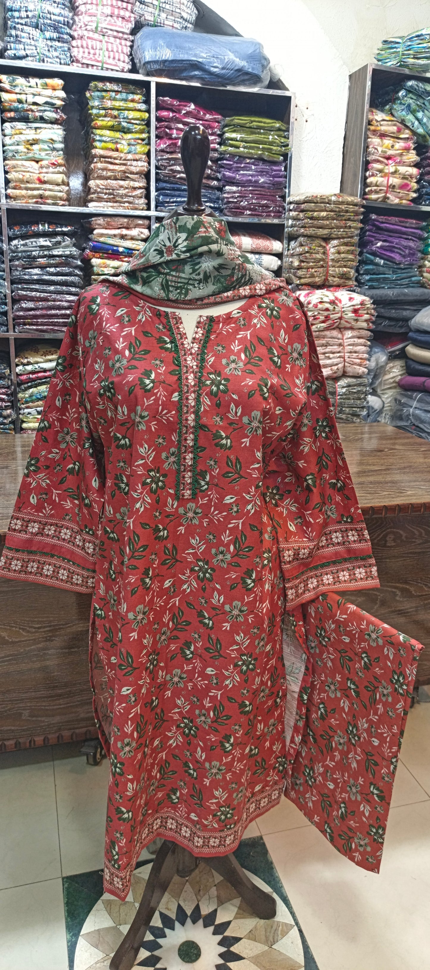 Bin saeed khaddar shirt trouser 3 pc