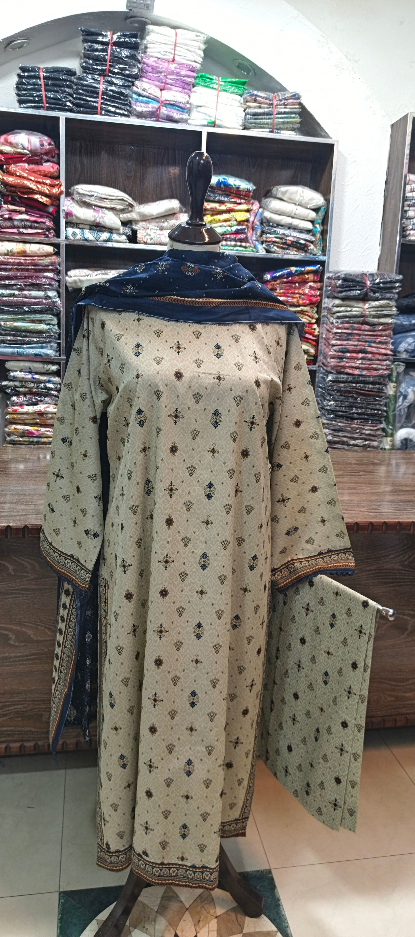 Bin saeed lawn stiched shirt trouser 3 pc