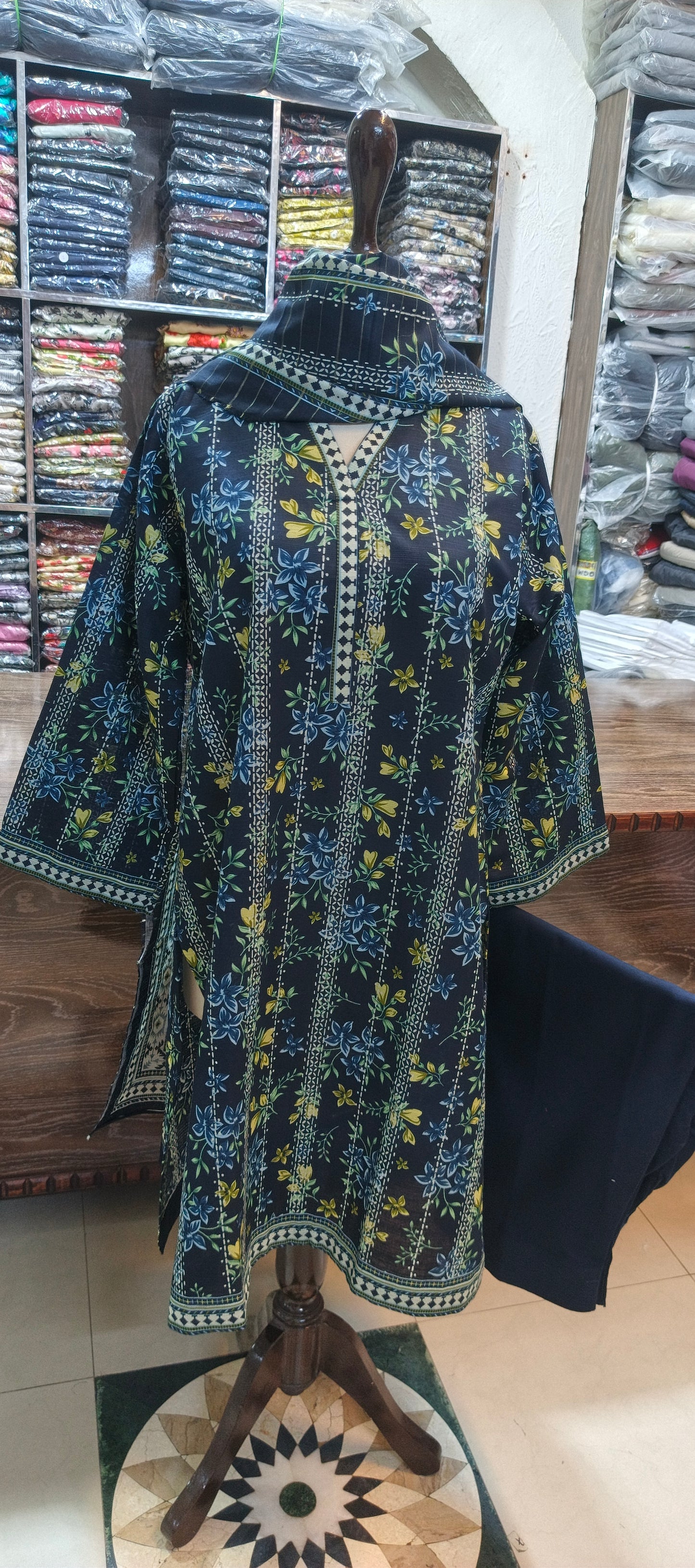 Bin saeed khaddar shalwar kameez 3 pc