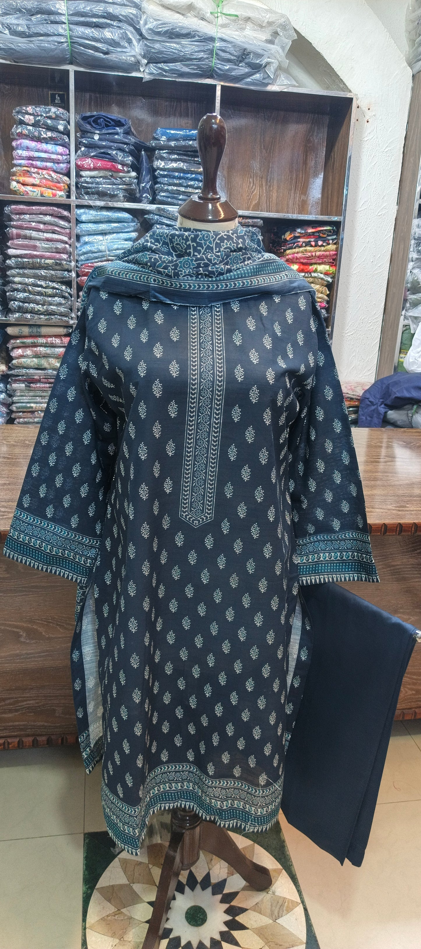 Bin Saeed khaddar shirt trouser 3 pc