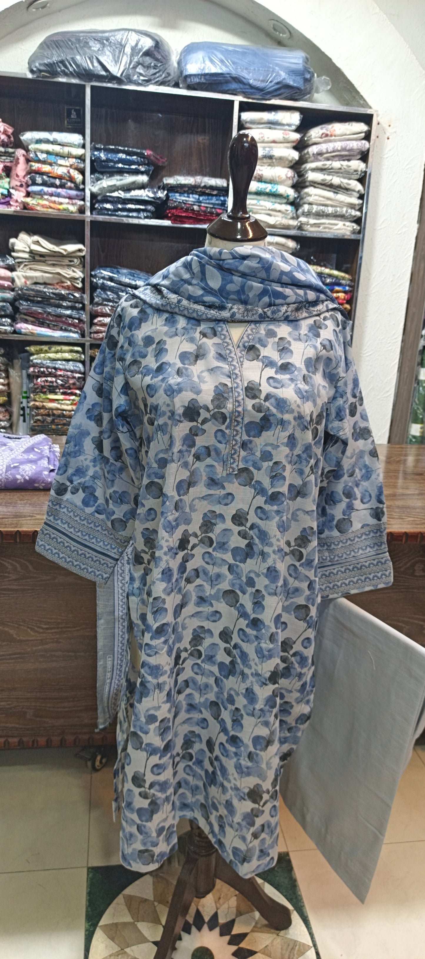 Safina khaddar stiched shirt trouser 3 pc