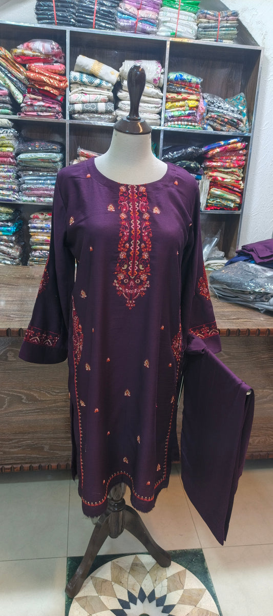 Mid summer karandi embroidered D1