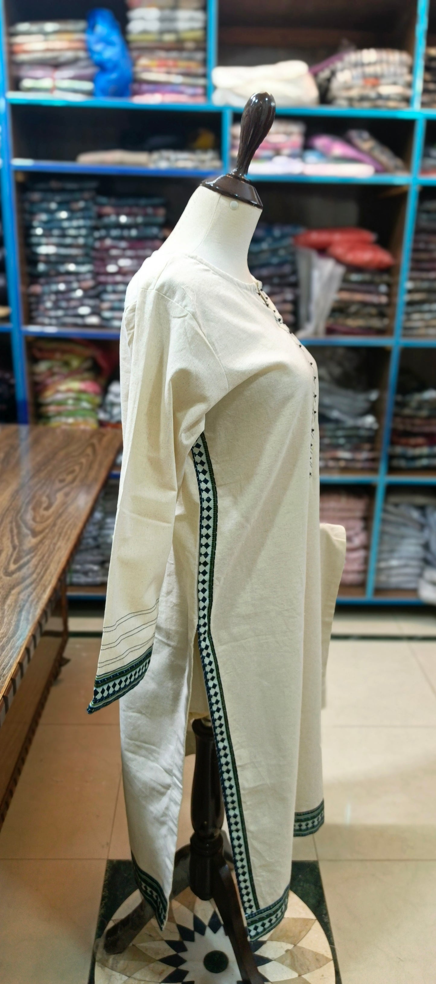 Karandi khaddar stiched 2 pc sky