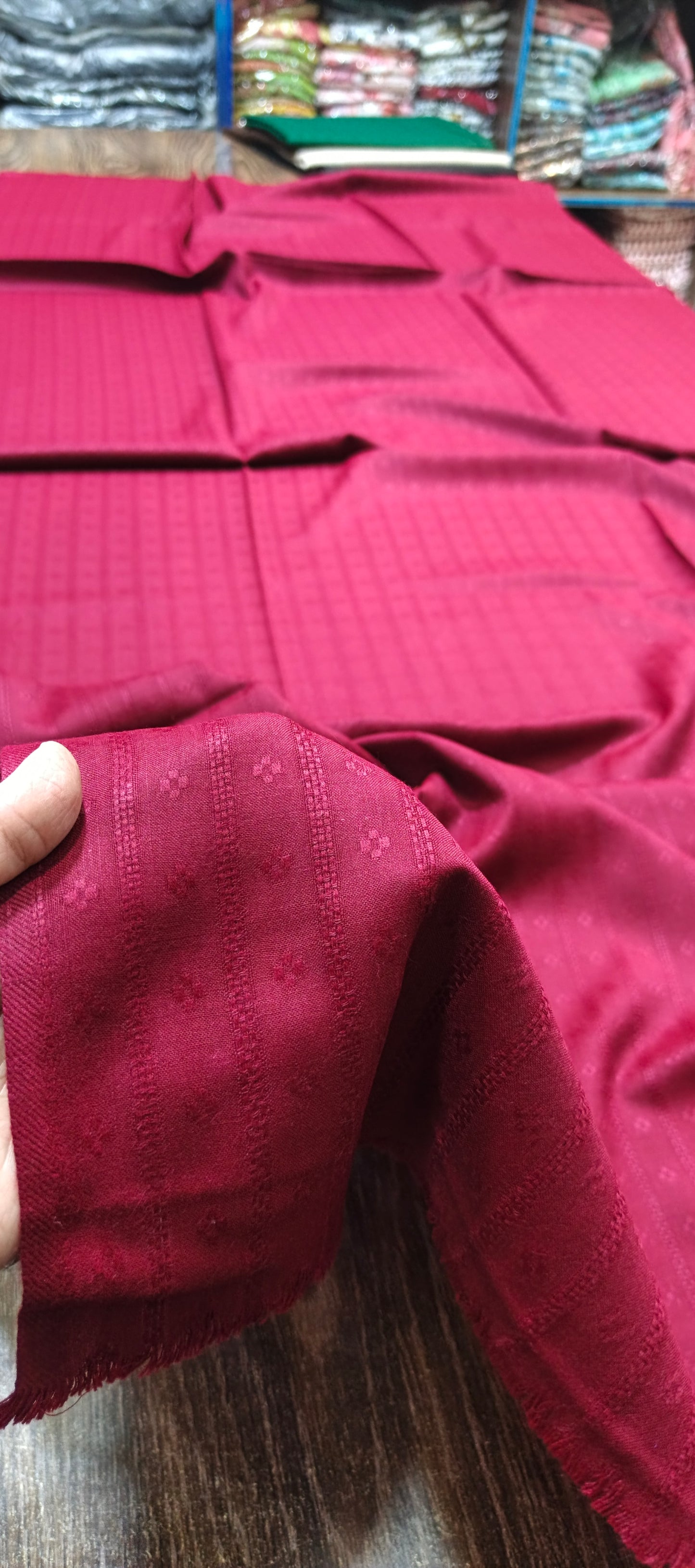 Tarkashi pashmina woollen shawls