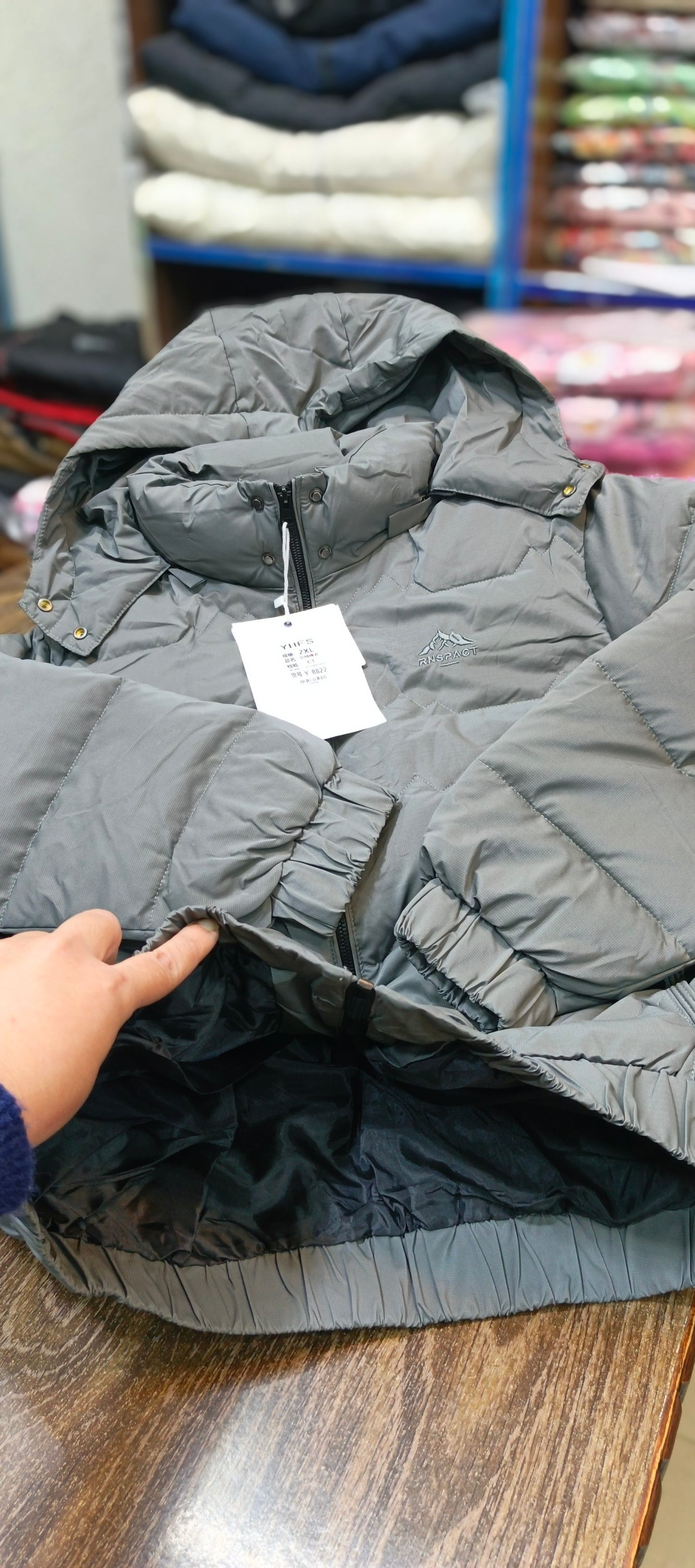 Puffer hooded jacket