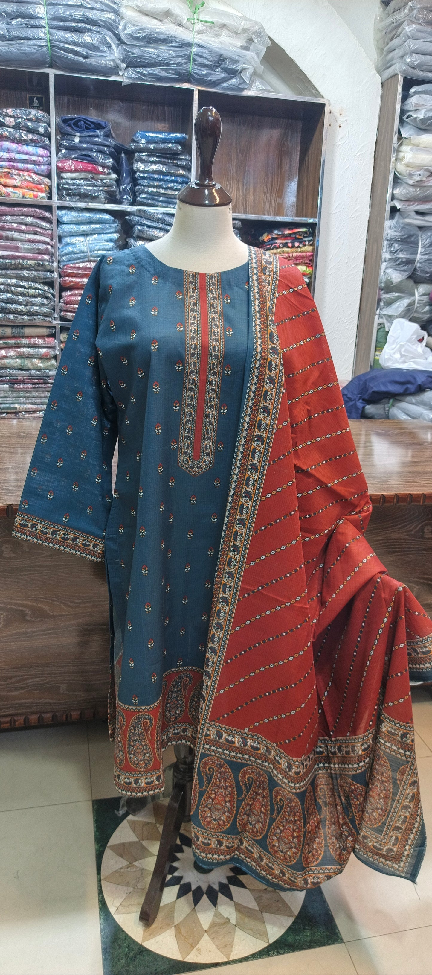 Bin saeed khaddar shalwar kameez 3 pc