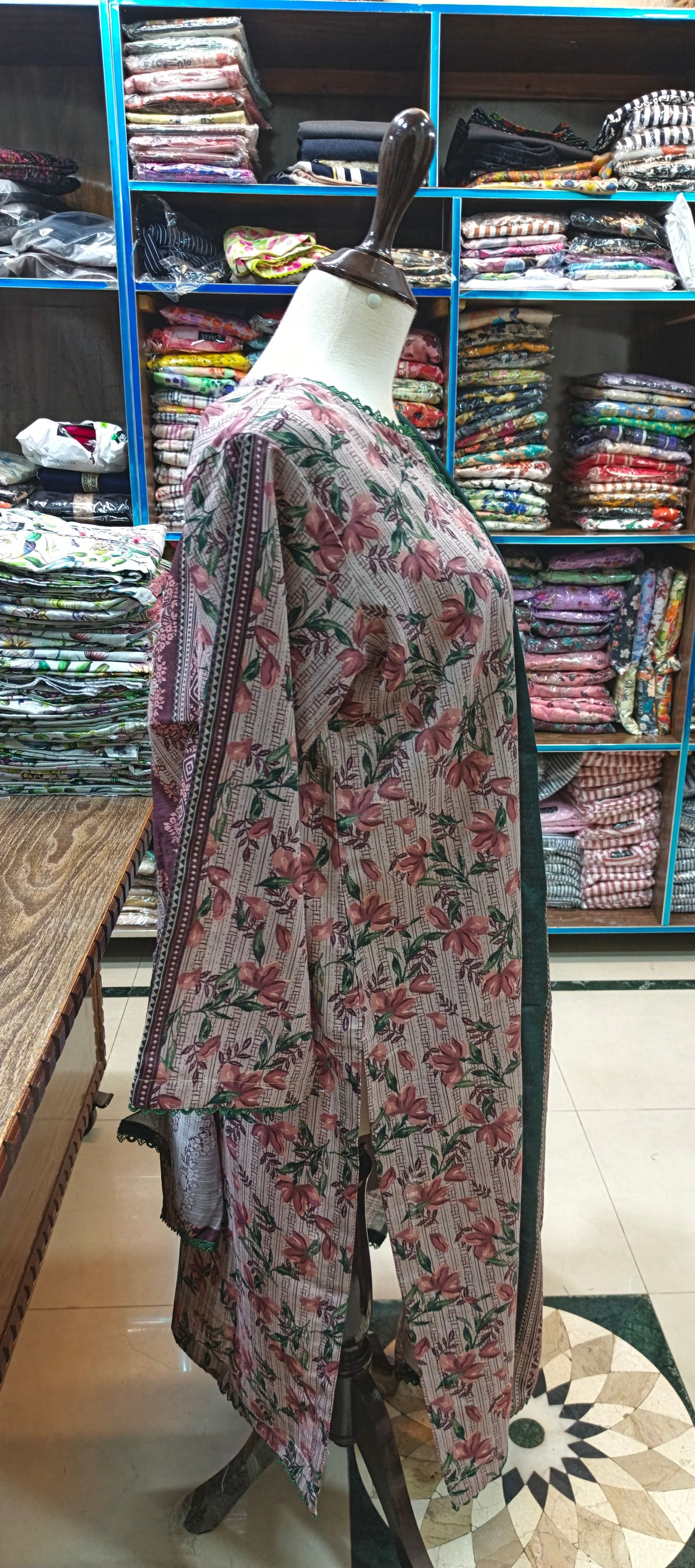 Bin saeed khaddar shirt trouser 3 pc