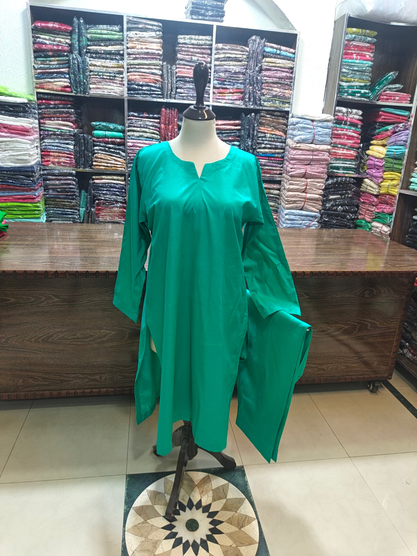 Solid pure lawn stiched shalwar kameez 2 pc cgrn