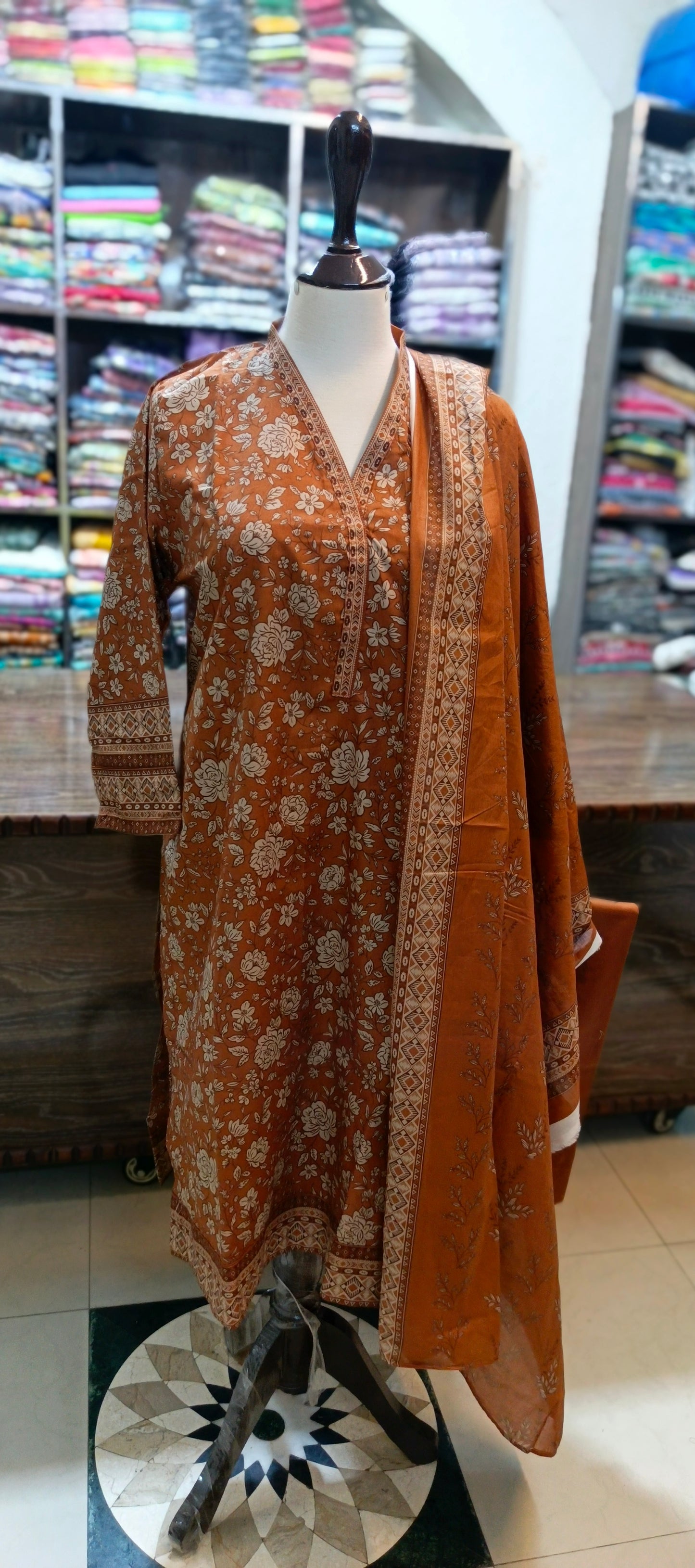 Safina premium lawn farshi shalwar 3 pc