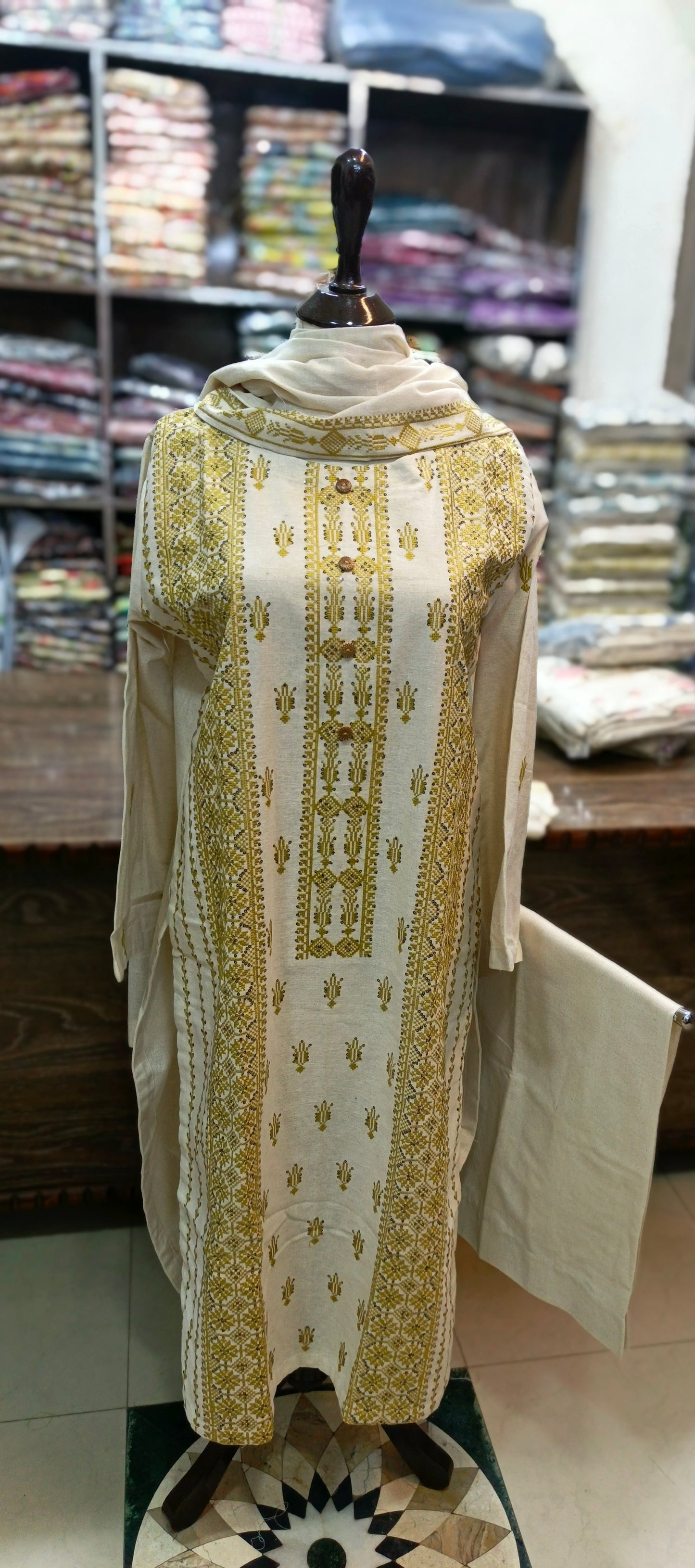 Karandi khaddar embroidered stiched 3 pc