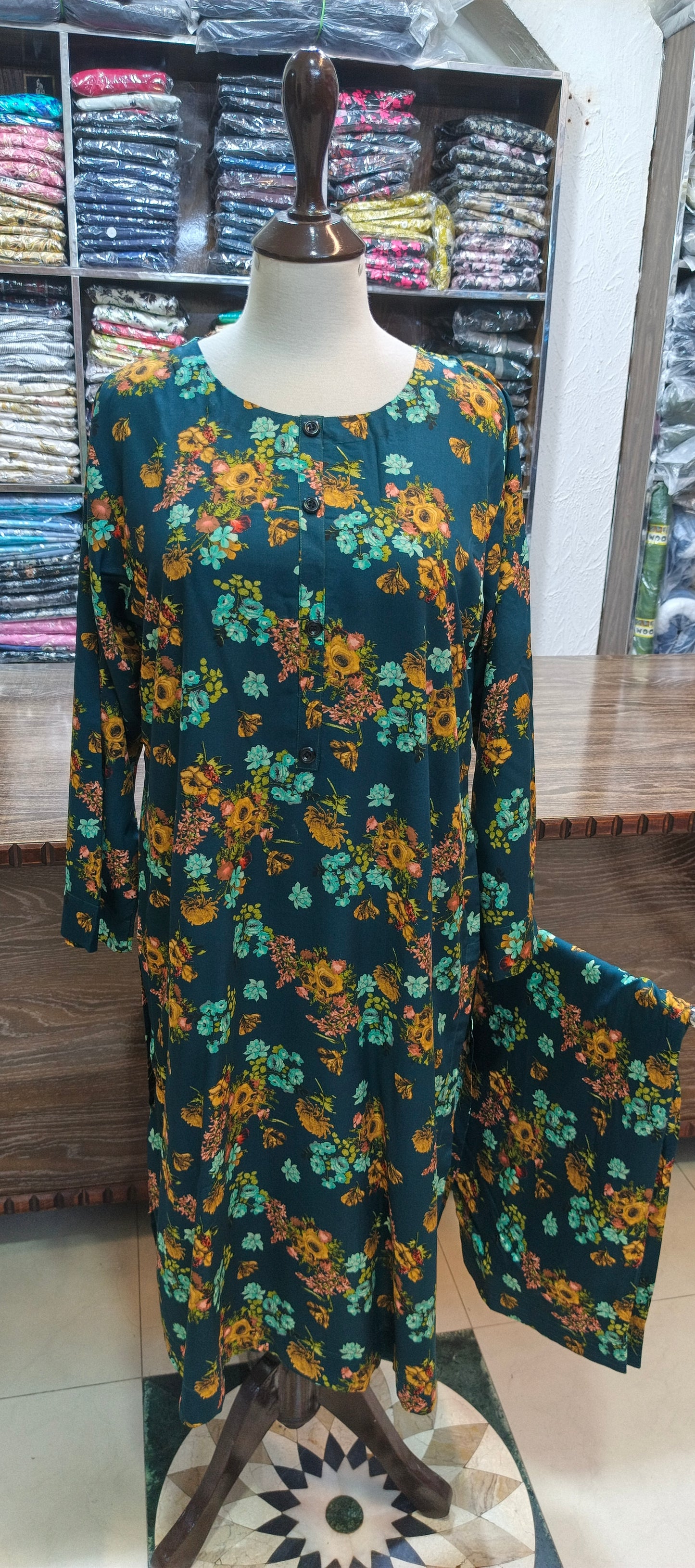 Linen shalwar kameez