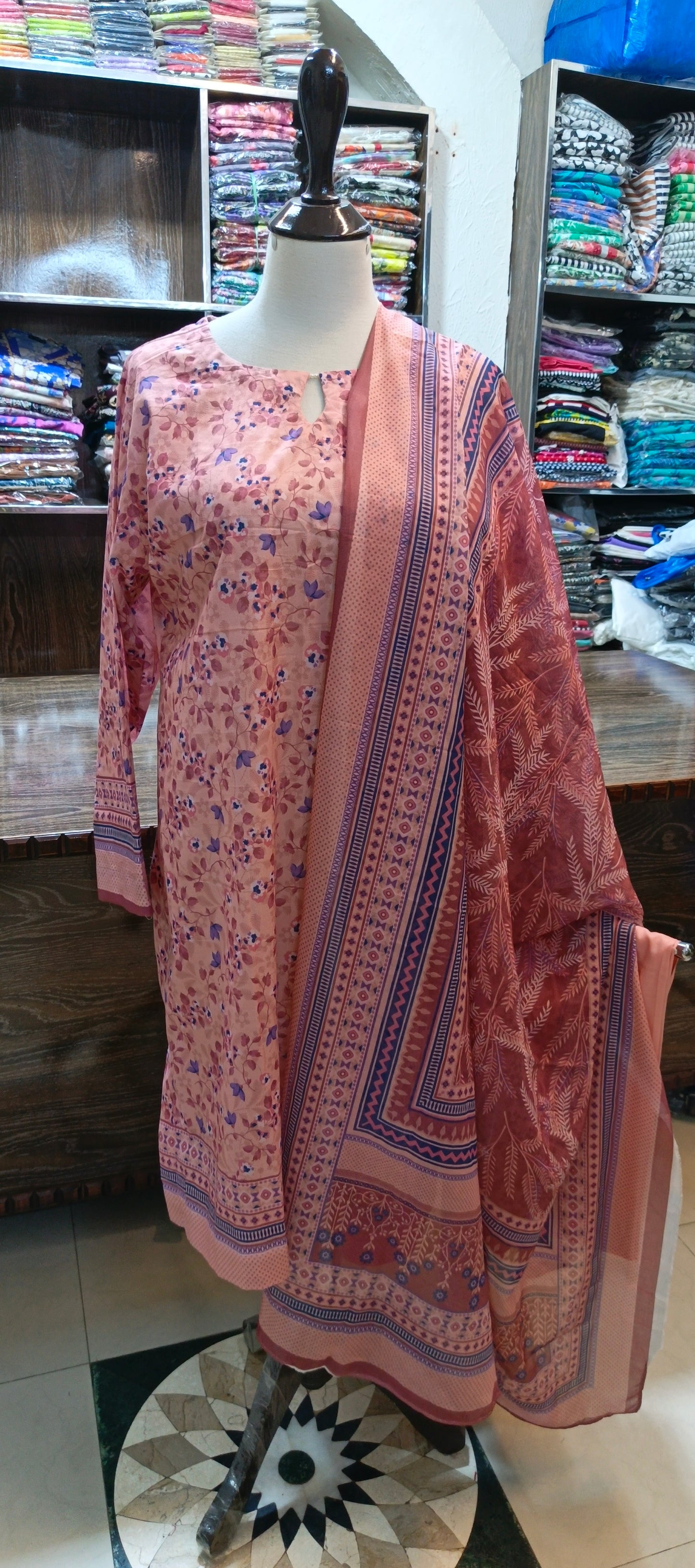 Safina premium lawn farshi shalwar 3 pc