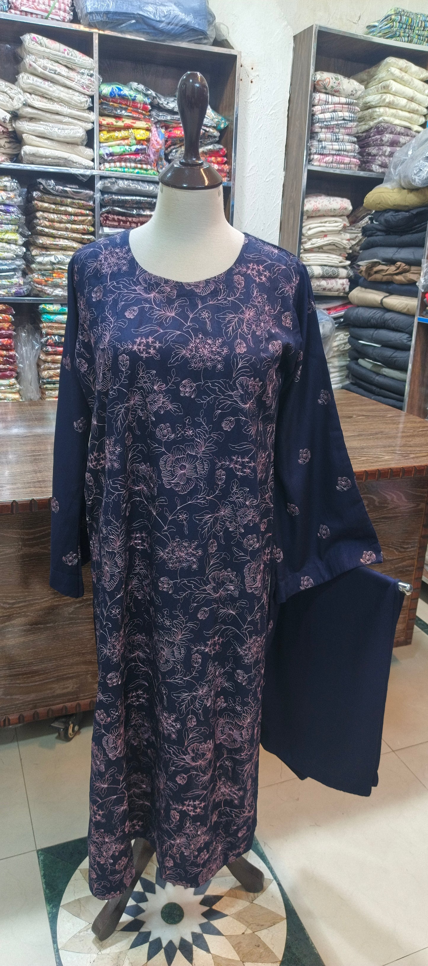 Karandi mid summer embroidered stiched 2 pc nvy1