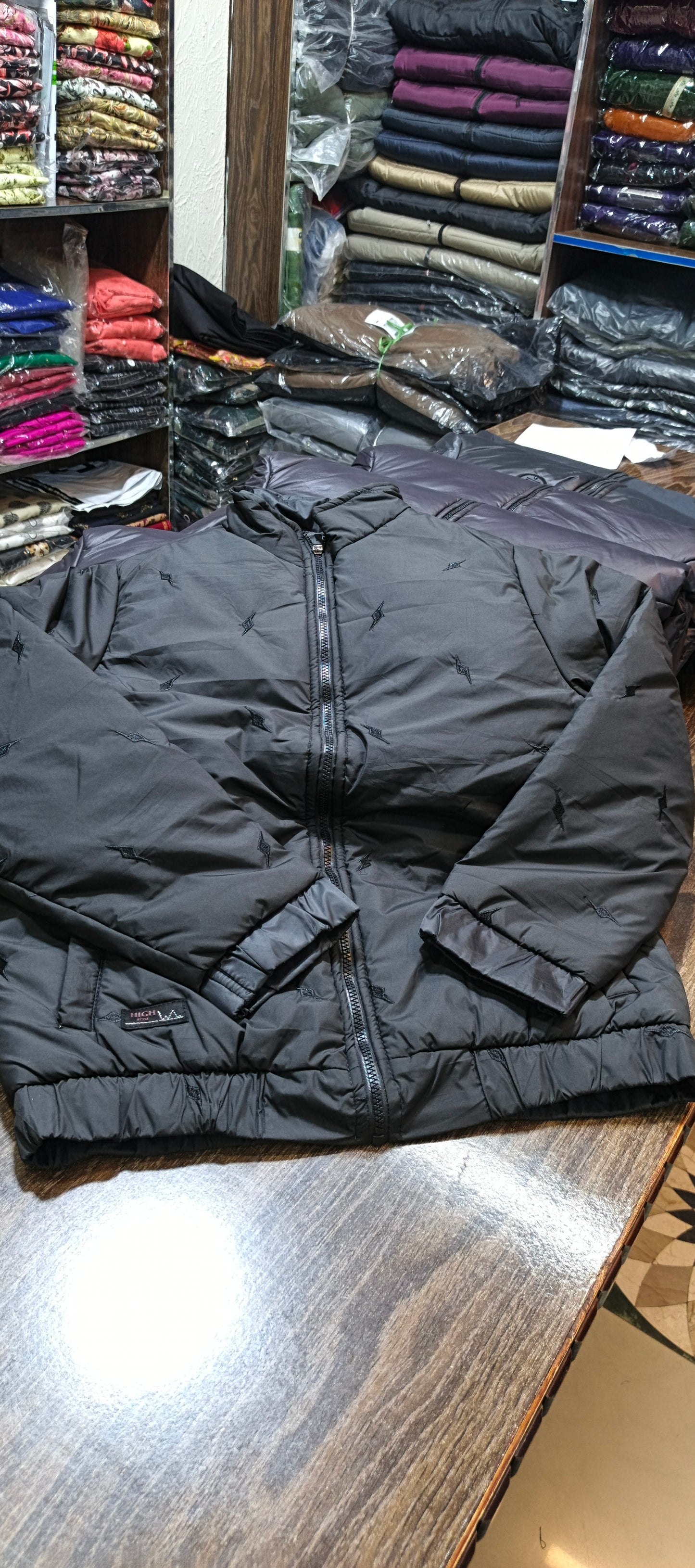 Puffer hooded jacket