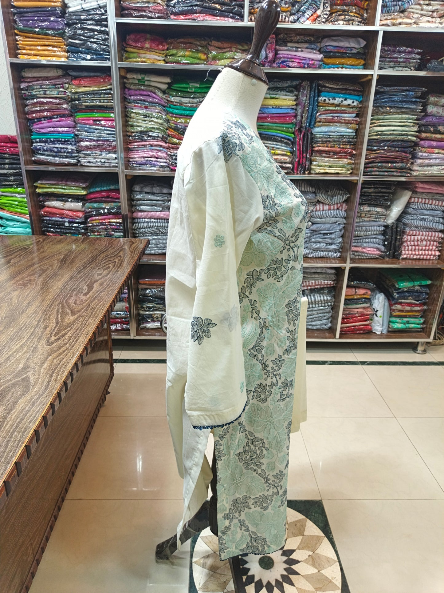 Breeze embroidered lawn stiched long shirt trouser 2pc crmbre
