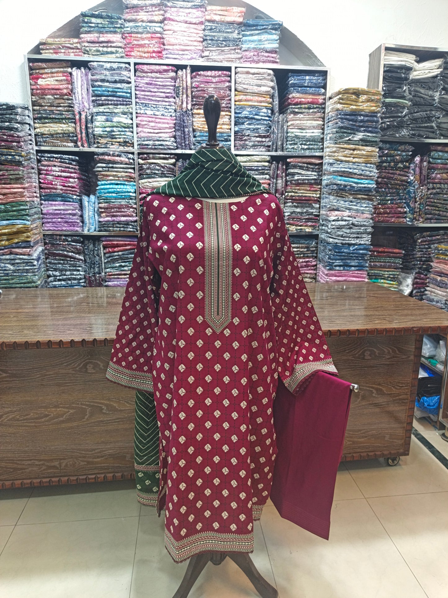 Binsaeed premium lawn stiched shalwar kameez 3pc brggrn