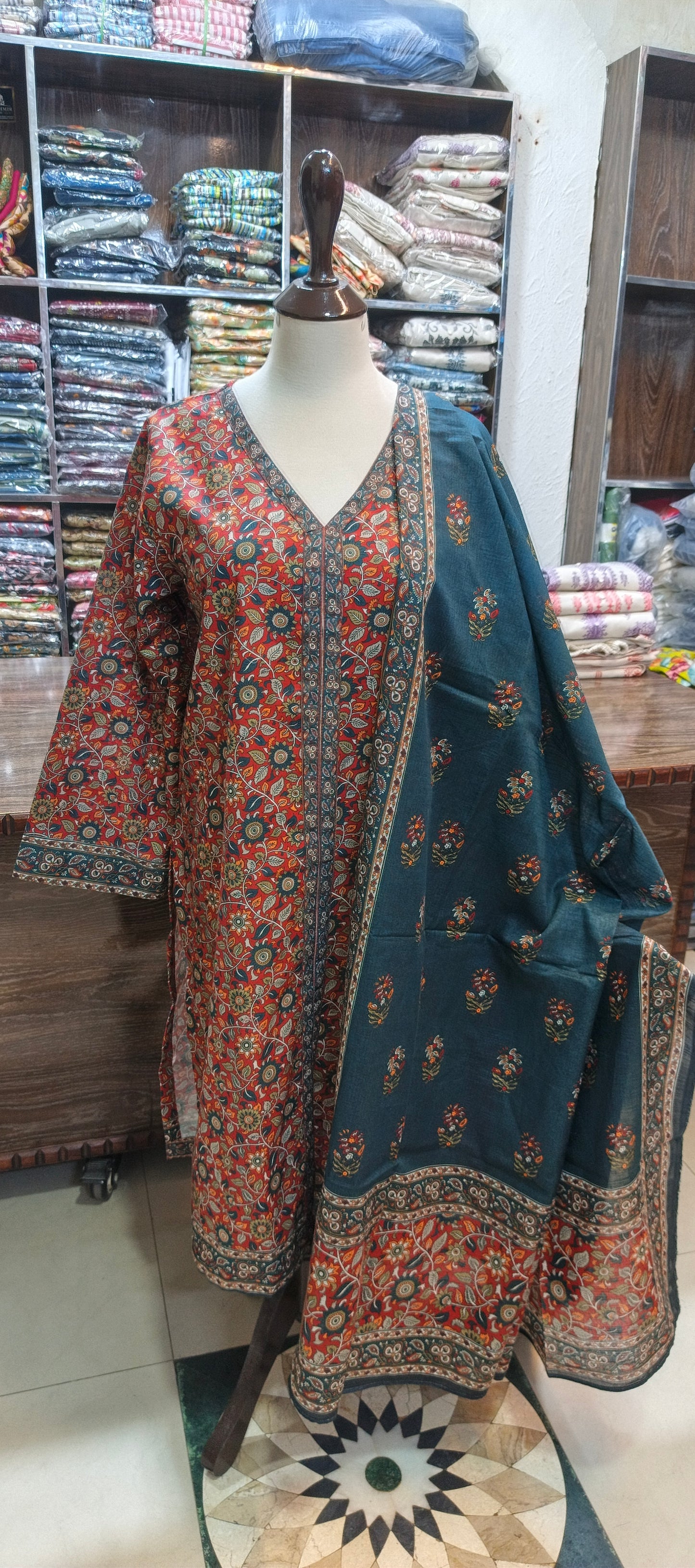 Bin saeed khaddar stiched co ord set 3 pc
