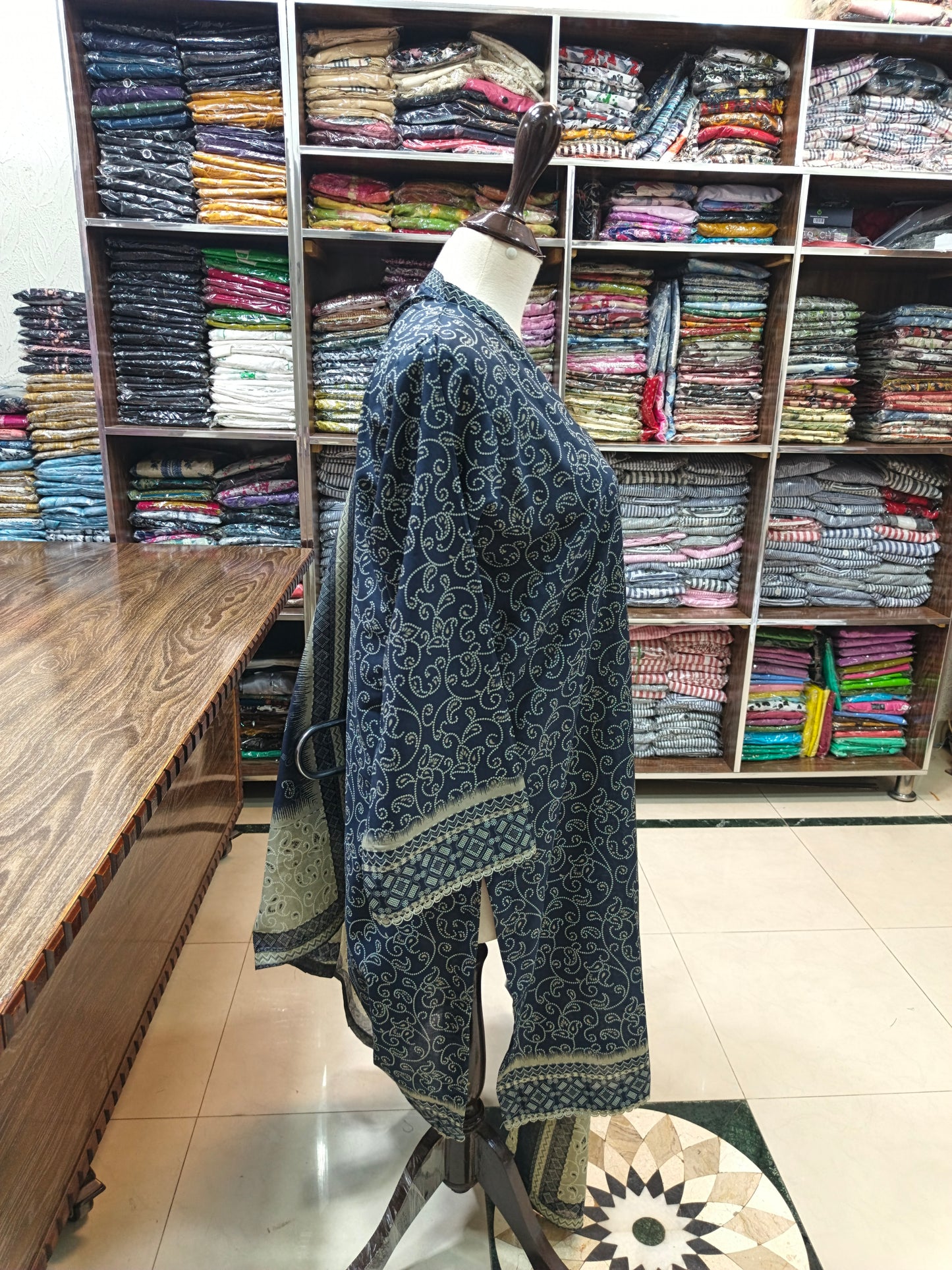 Binsaeed premium lawn stiched shalwar kameez 3pc Nchun3