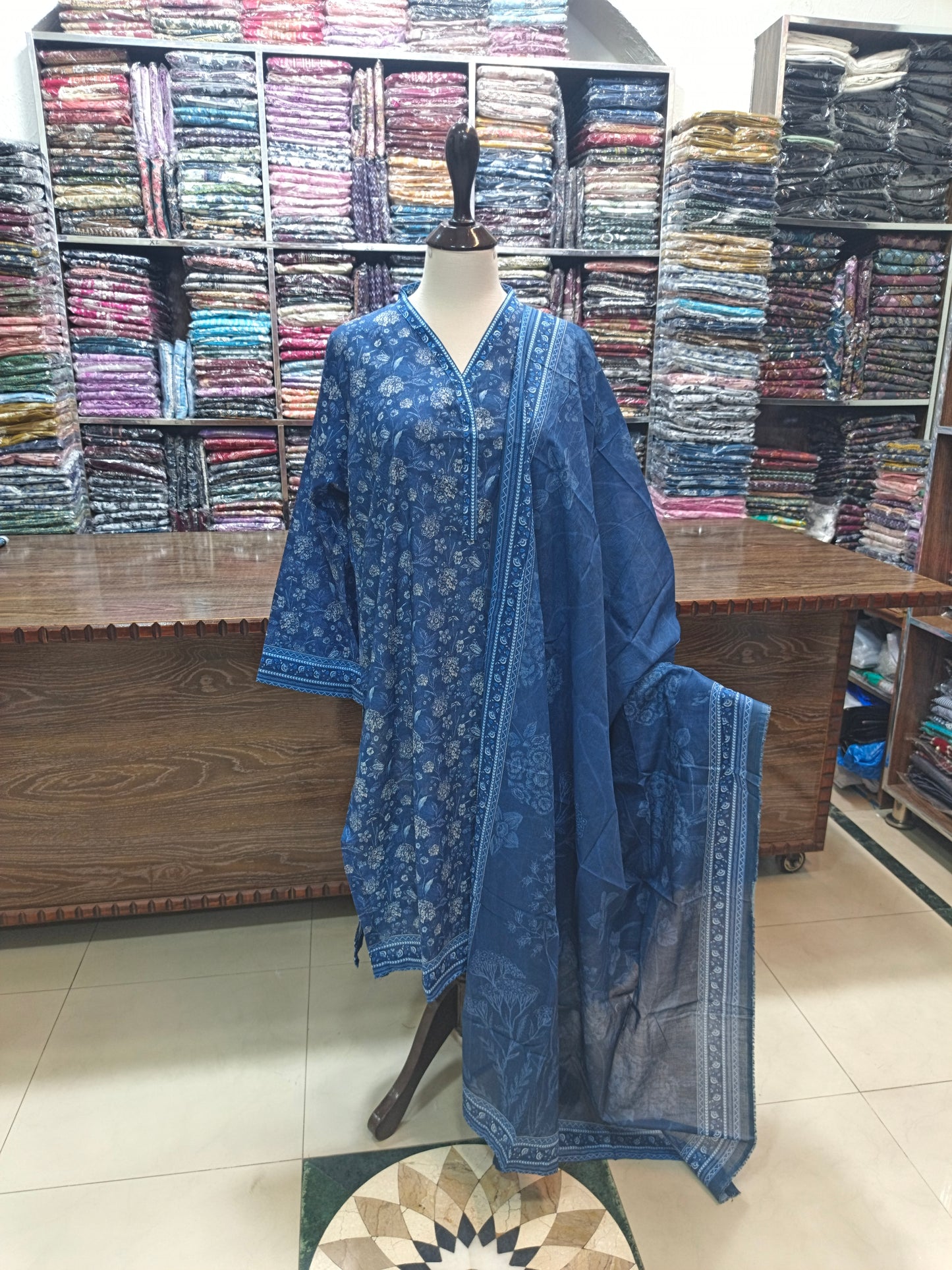 Binsaeed premium lawn stiched shalwar kameez 3pc rylblu