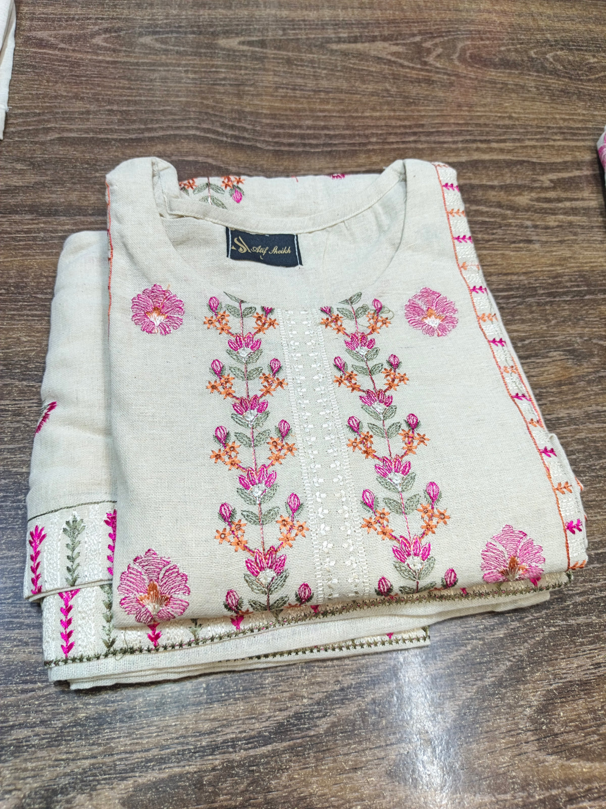 Karandi khaddar embroidered stiched long shirt trouser 3pc pnkgla