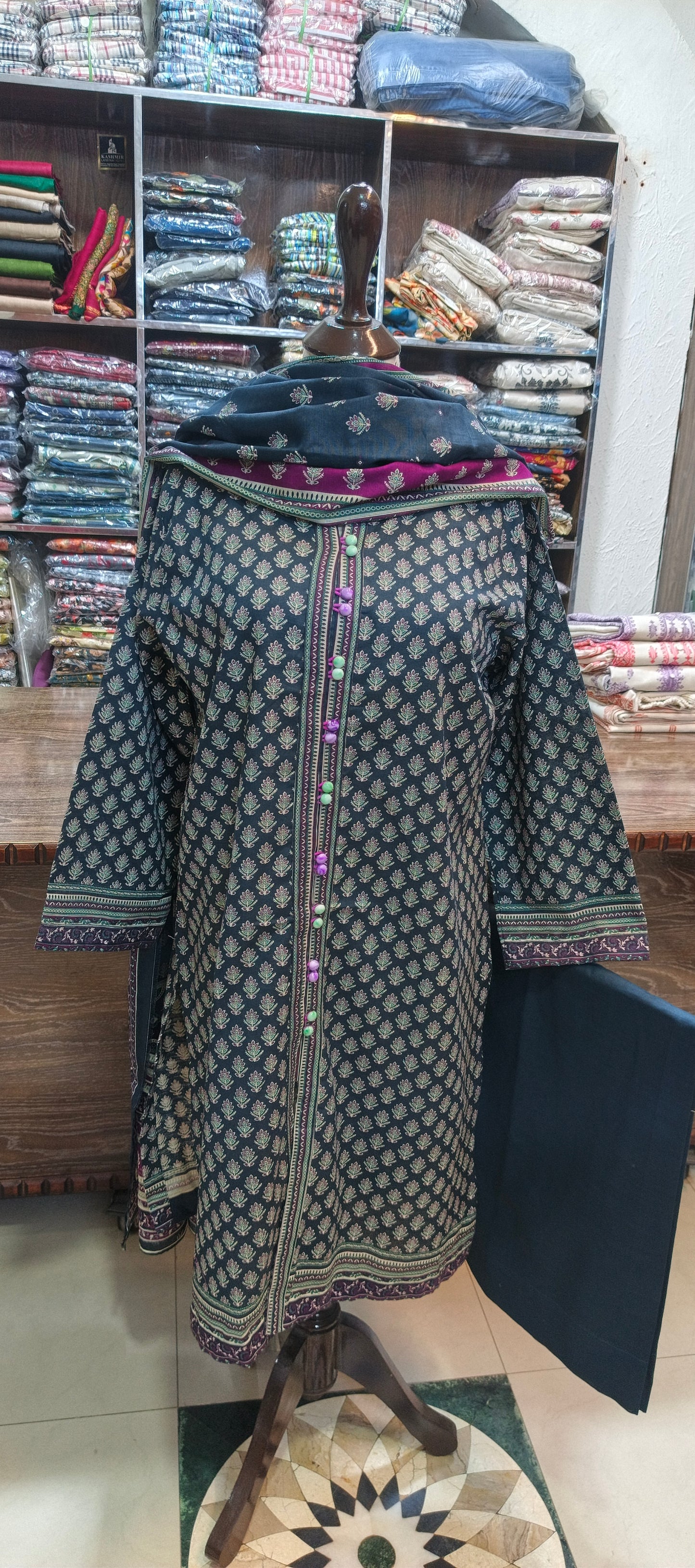 Bin saeed khaddar stiched 3 pc co ord set