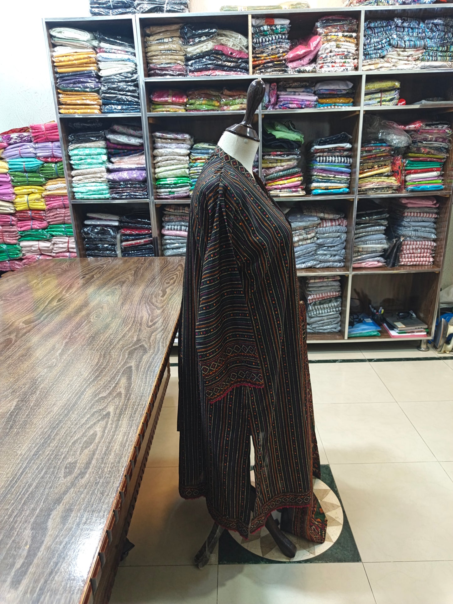 Binsaeed premium lawn stiched shirt trouser 3 pc blklins