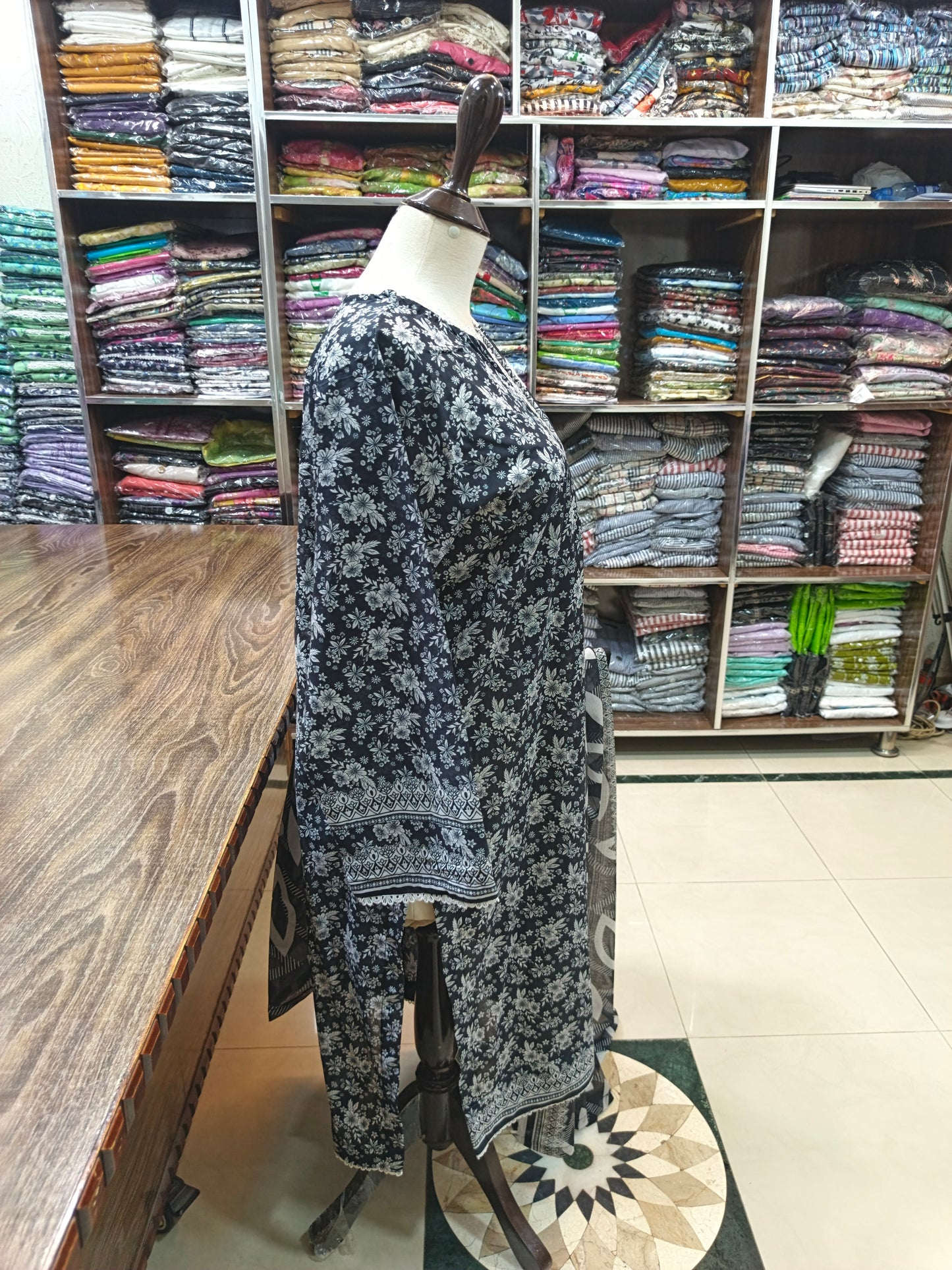 Binsaeed premium lawn stiched shalwar kameez 3pc blkwt