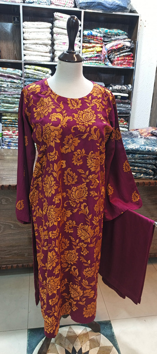 Karandi mid summer embroidered 2 pc mrnorng