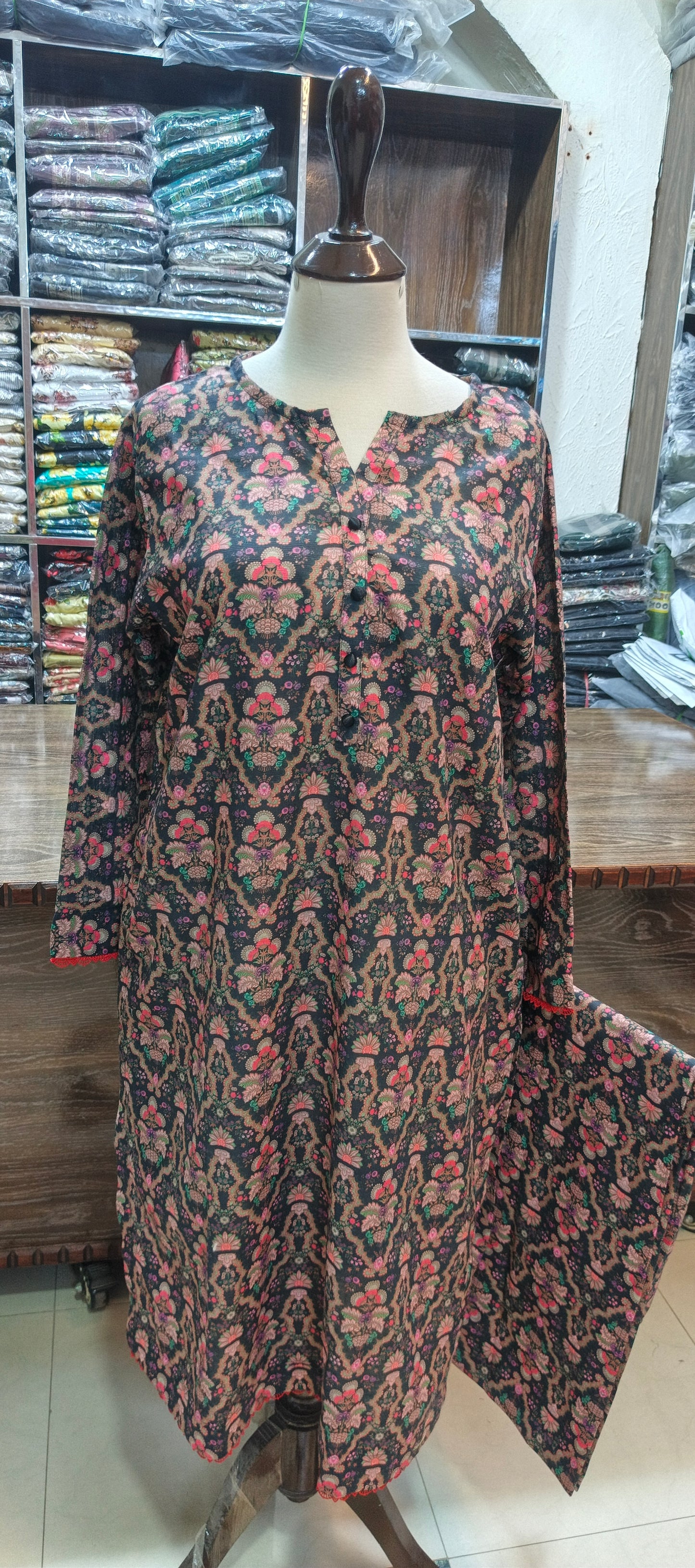 Khaddar stiched shalwar kameez 2 pc